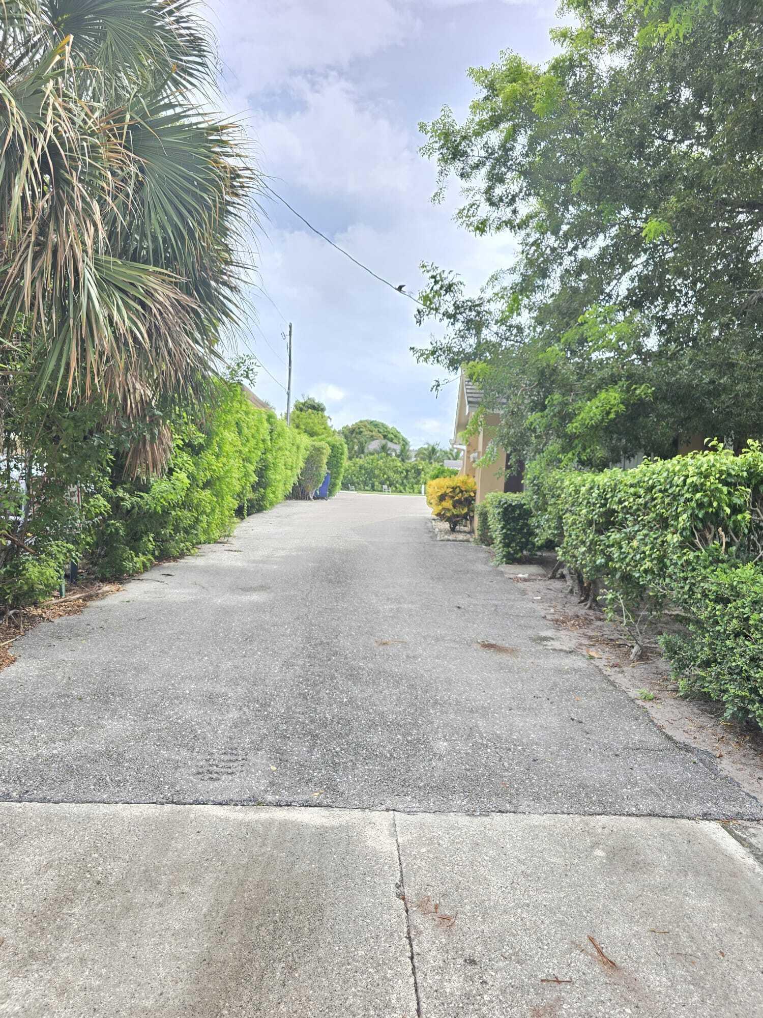 330 SOUTHWIND Drive 6, North Palm Beach, FL 33408, North Palm Beach - Photo 2