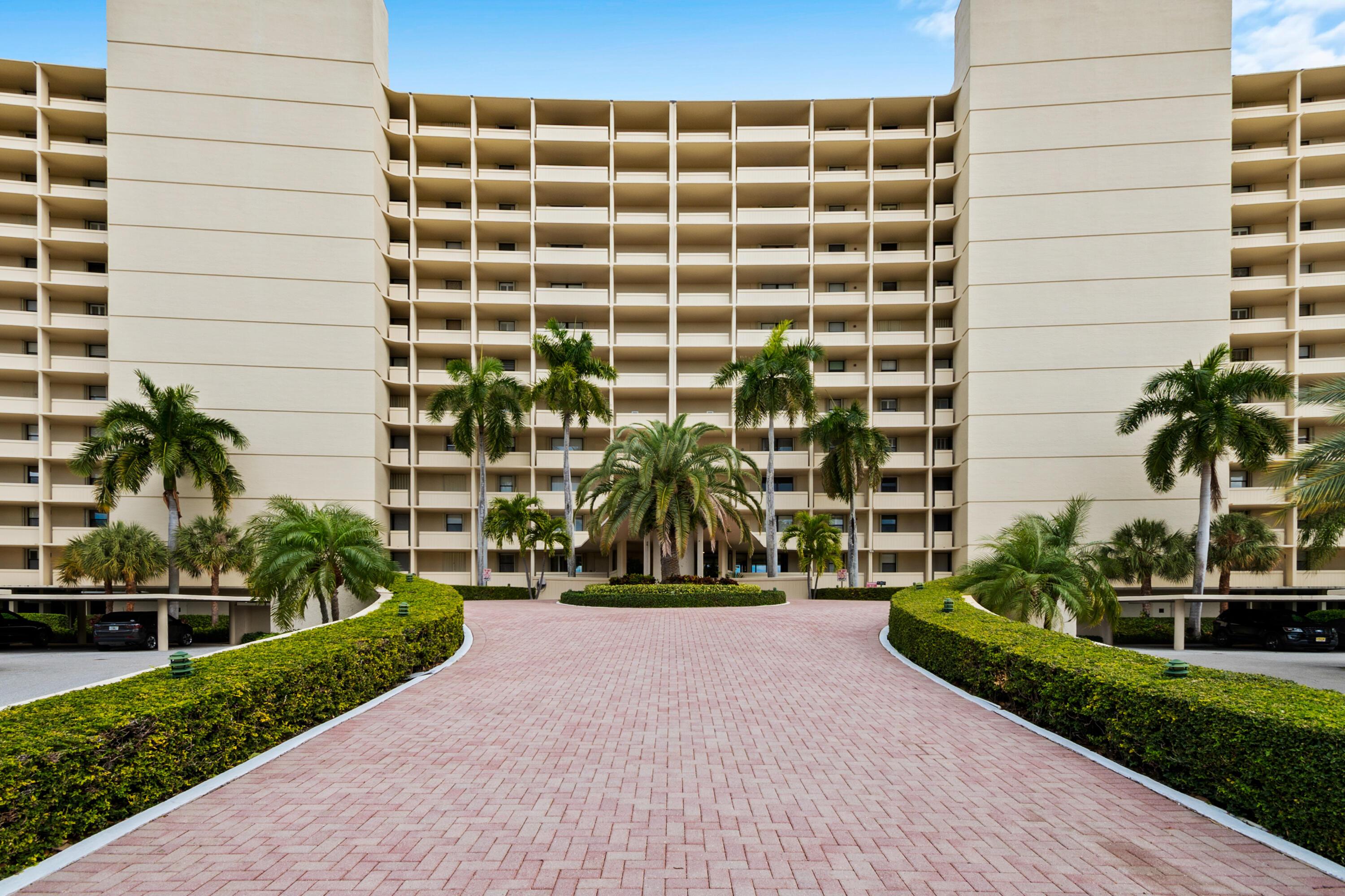 134 LAKESHORE Drive 814, North Palm Beach, FL 33408, North Palm Beach - Photo 3