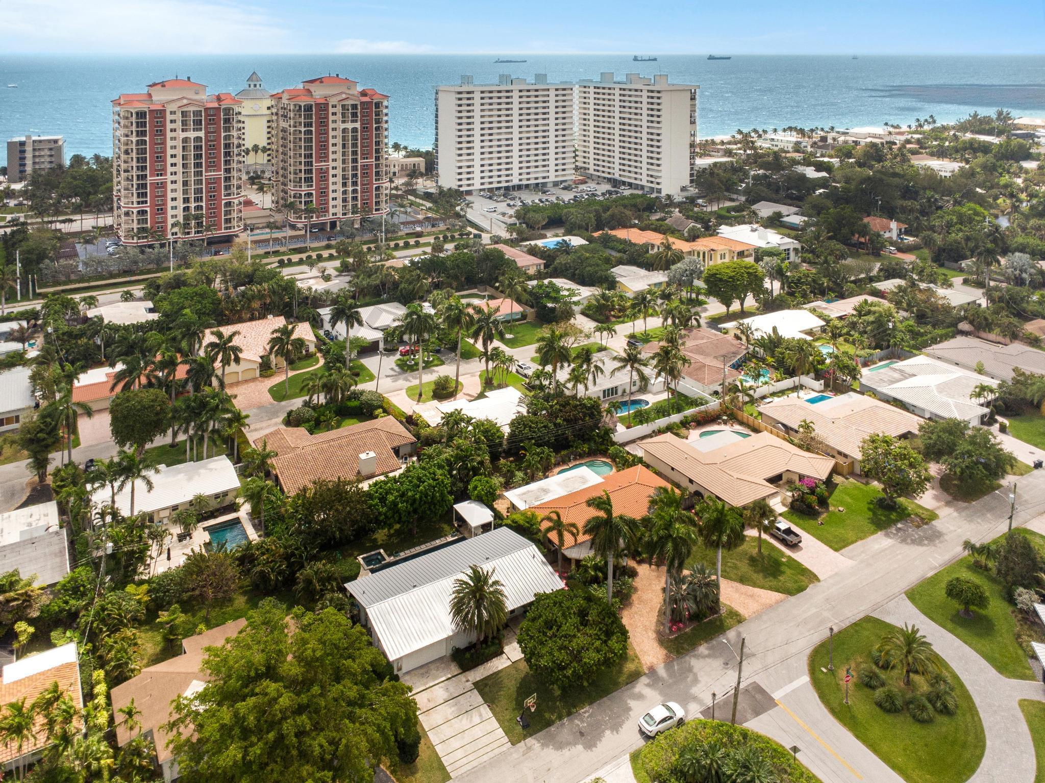 2012 NE 31ST Avenue, Fort Lauderdale, FL 33305, Fort Lauderdale - Photo 4