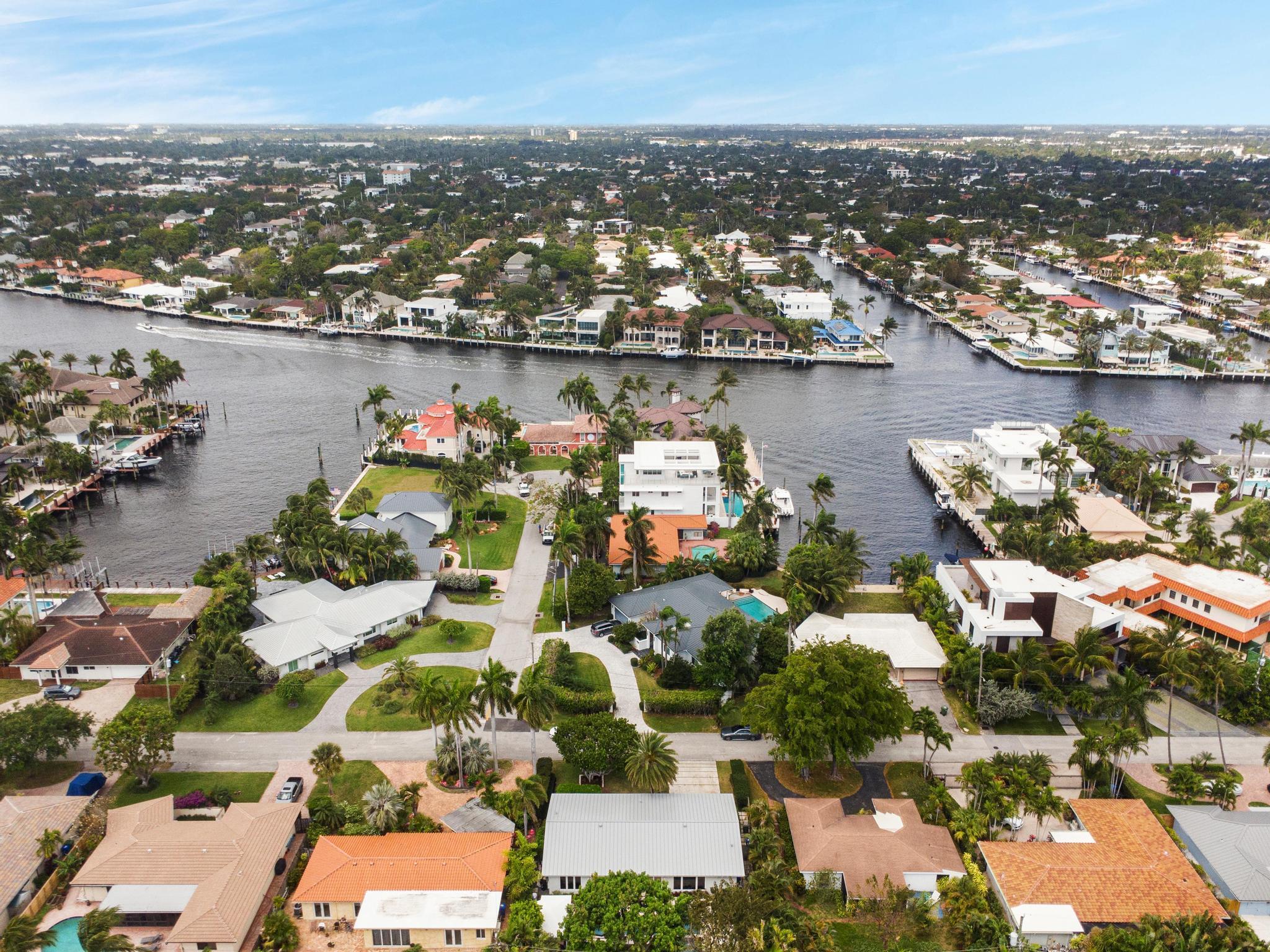 2012 NE 31ST Avenue, Fort Lauderdale, FL 33305, Fort Lauderdale - Photo 5