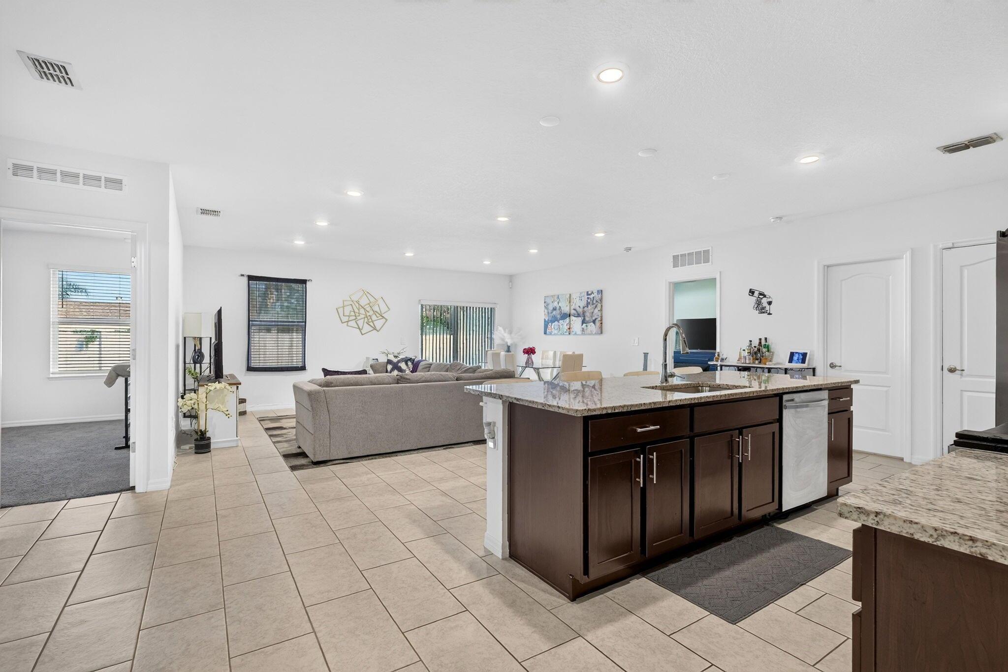 2615 SW HAREM Circle, Port St. Lucie, FL 34953, Port St. Lucie - Photo 5