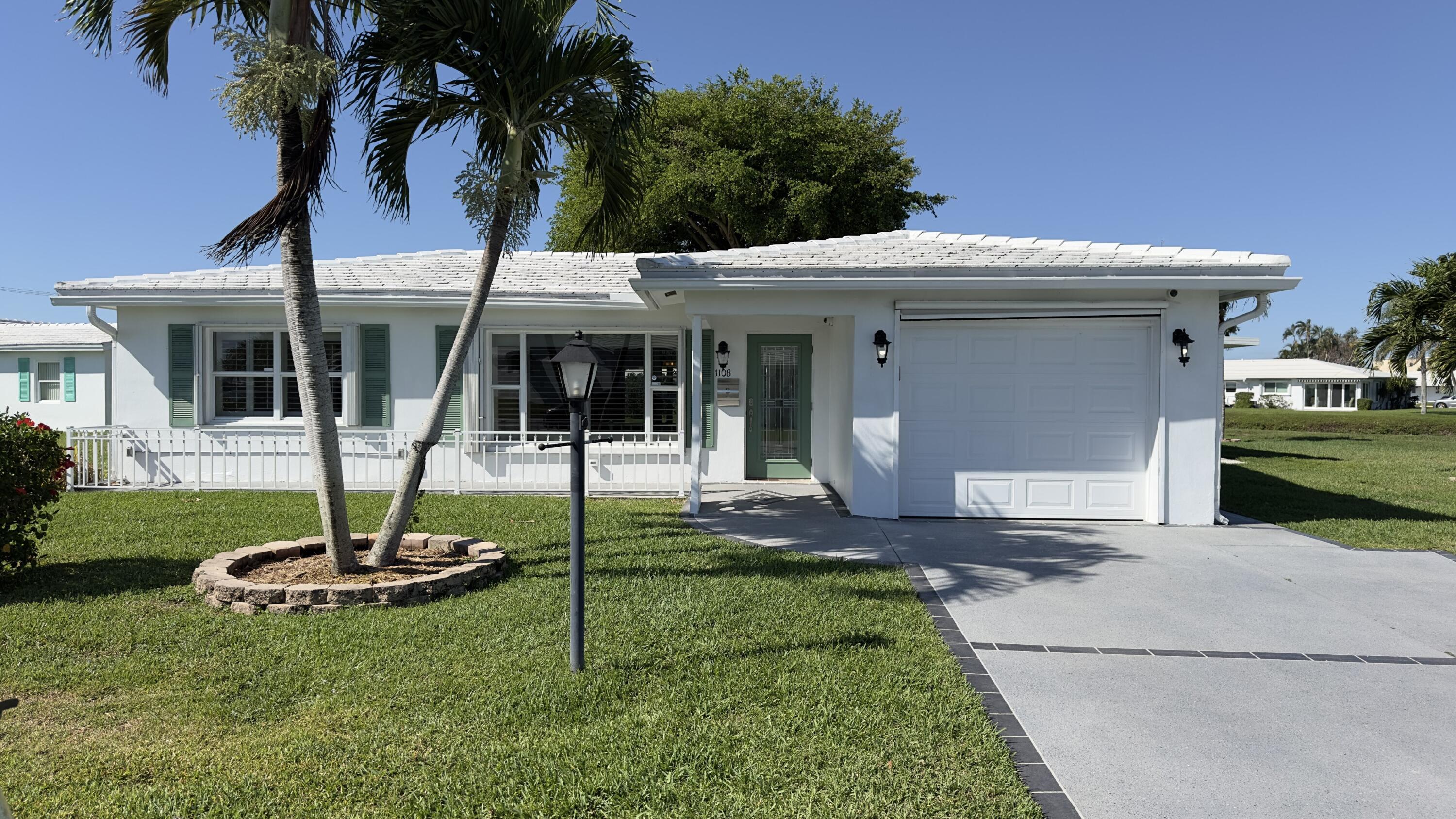 1108 W OCEAN Avenue, Boynton Beach, FL 33426, Boynton Beach - Photo 3