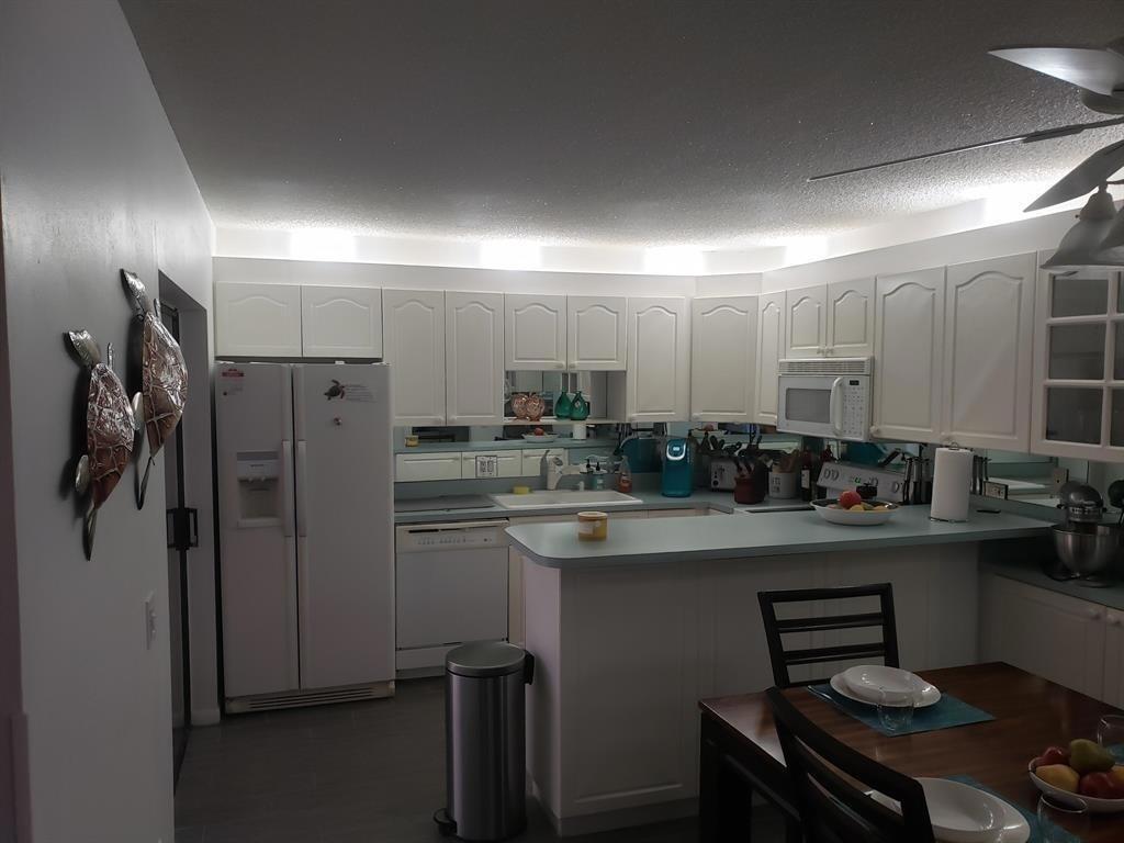 1418 14TH Terrace, Palm Beach Gardens, FL 33418, Palm Beach Gardens - Photo 5