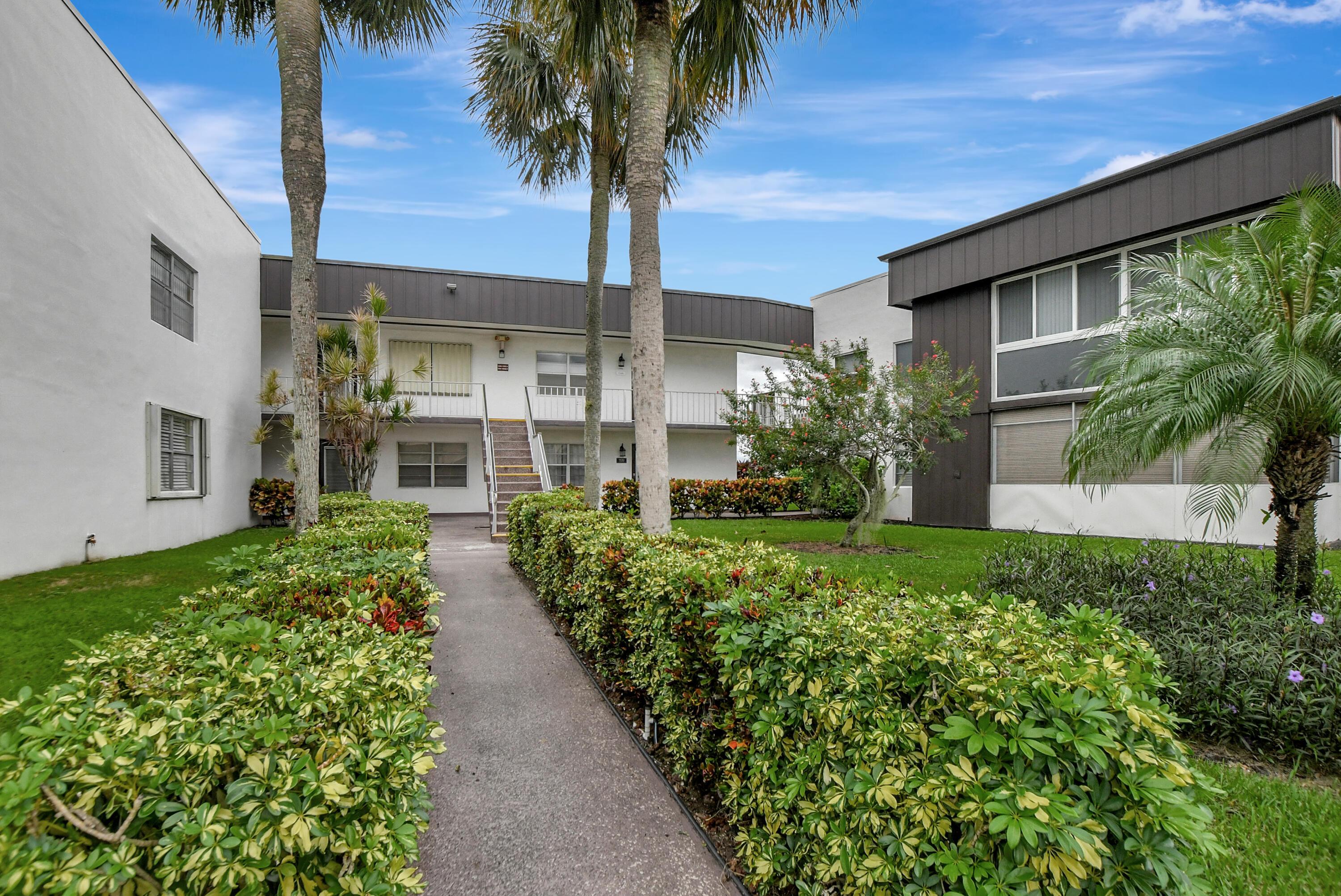 972 NORMANDY U, Delray Beach, FL 33484, Delray Beach - Photo 2