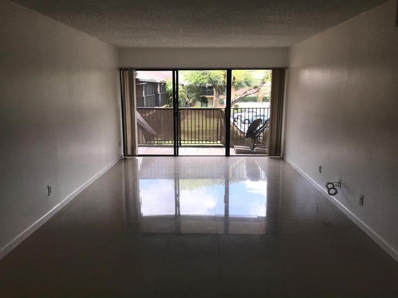 5825 WASHINGTON Street 40, Hollywood, FL 33023, Hollywood