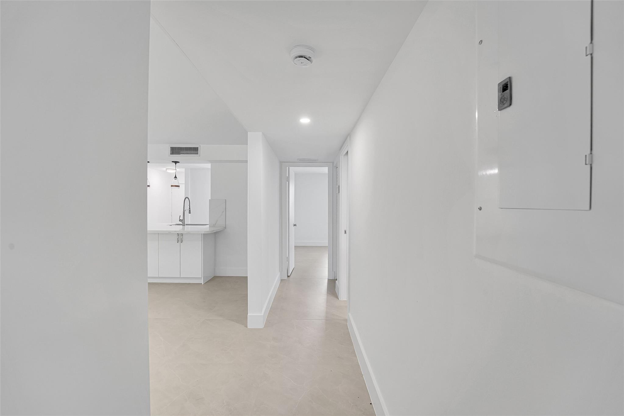3201 PORTOFINO Point C2, Coconut Creek, FL 33066, Coconut Creek - Photo 3