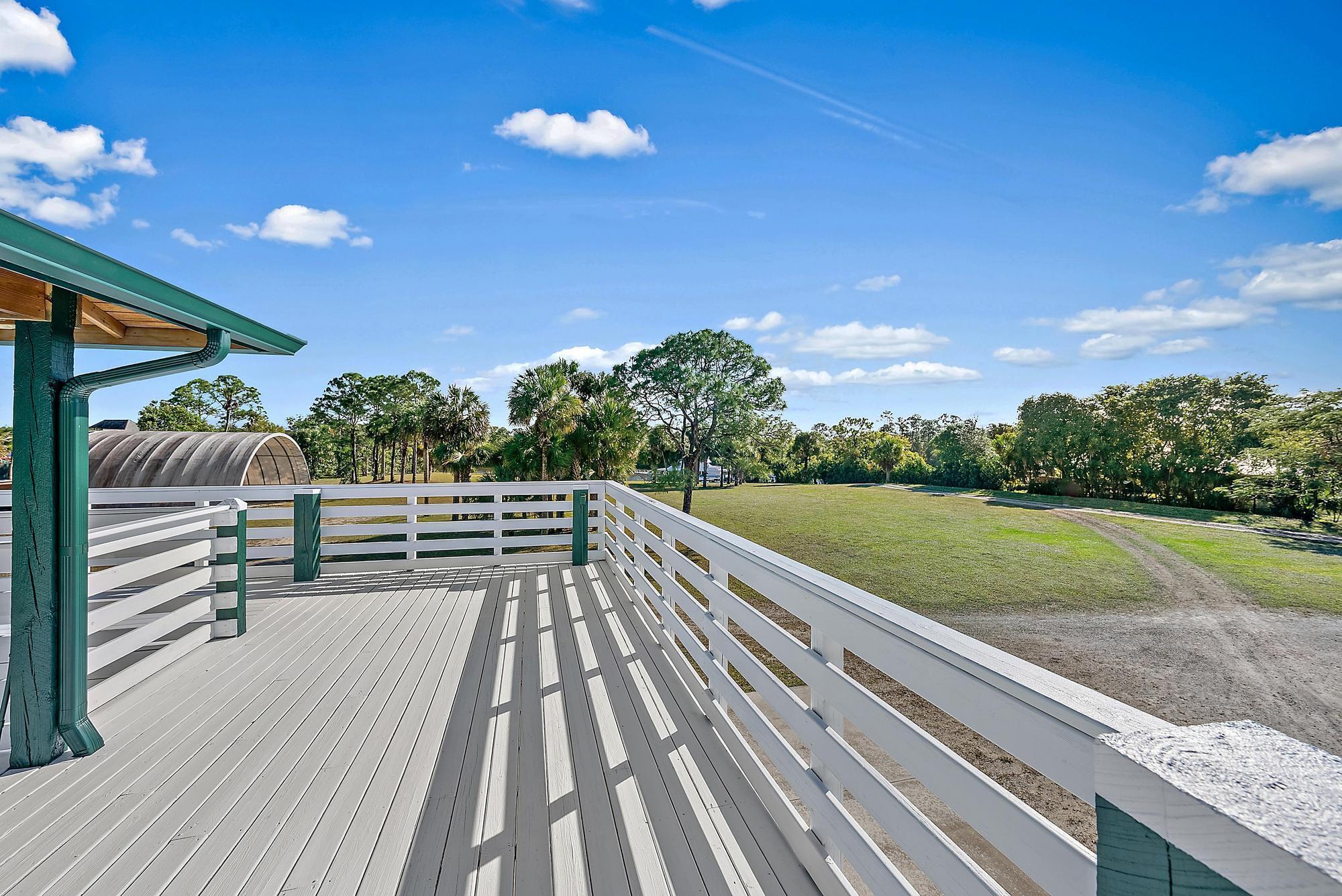 10275 SW GREEN RIDGE Lane, Palm City, FL 34990, Palm City - Photo 4