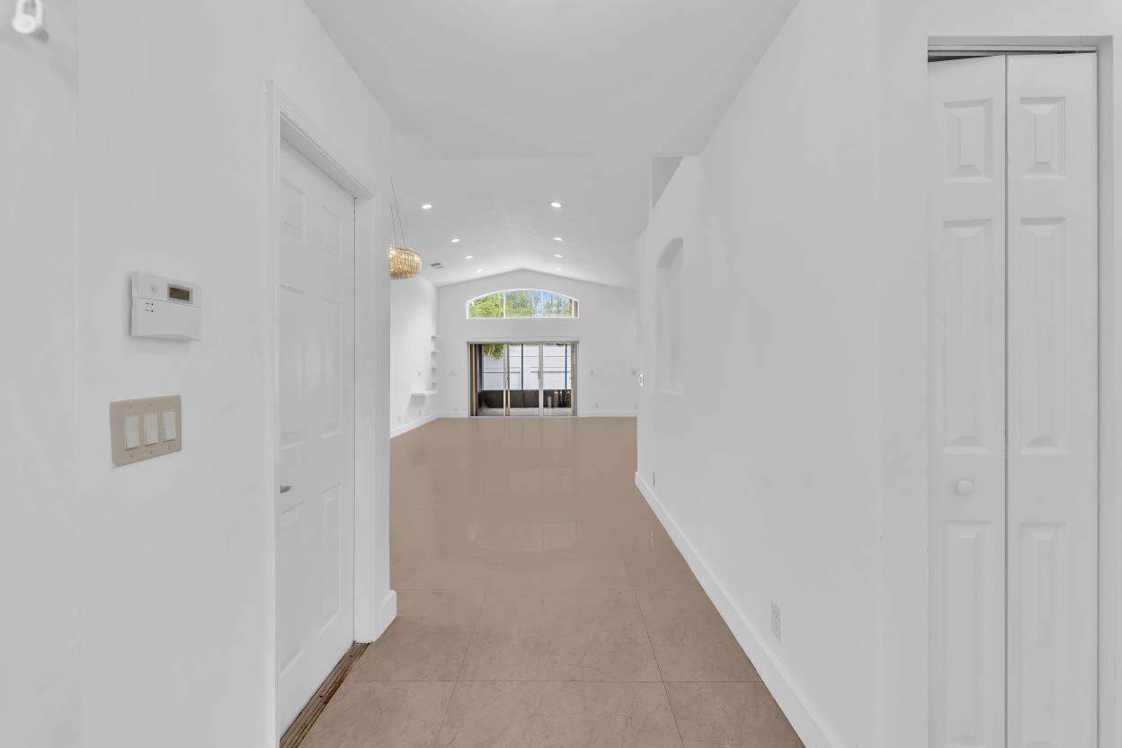 3307 SW 49th Street, Fort Lauderdale, FL 33312, Fort Lauderdale - Photo 3