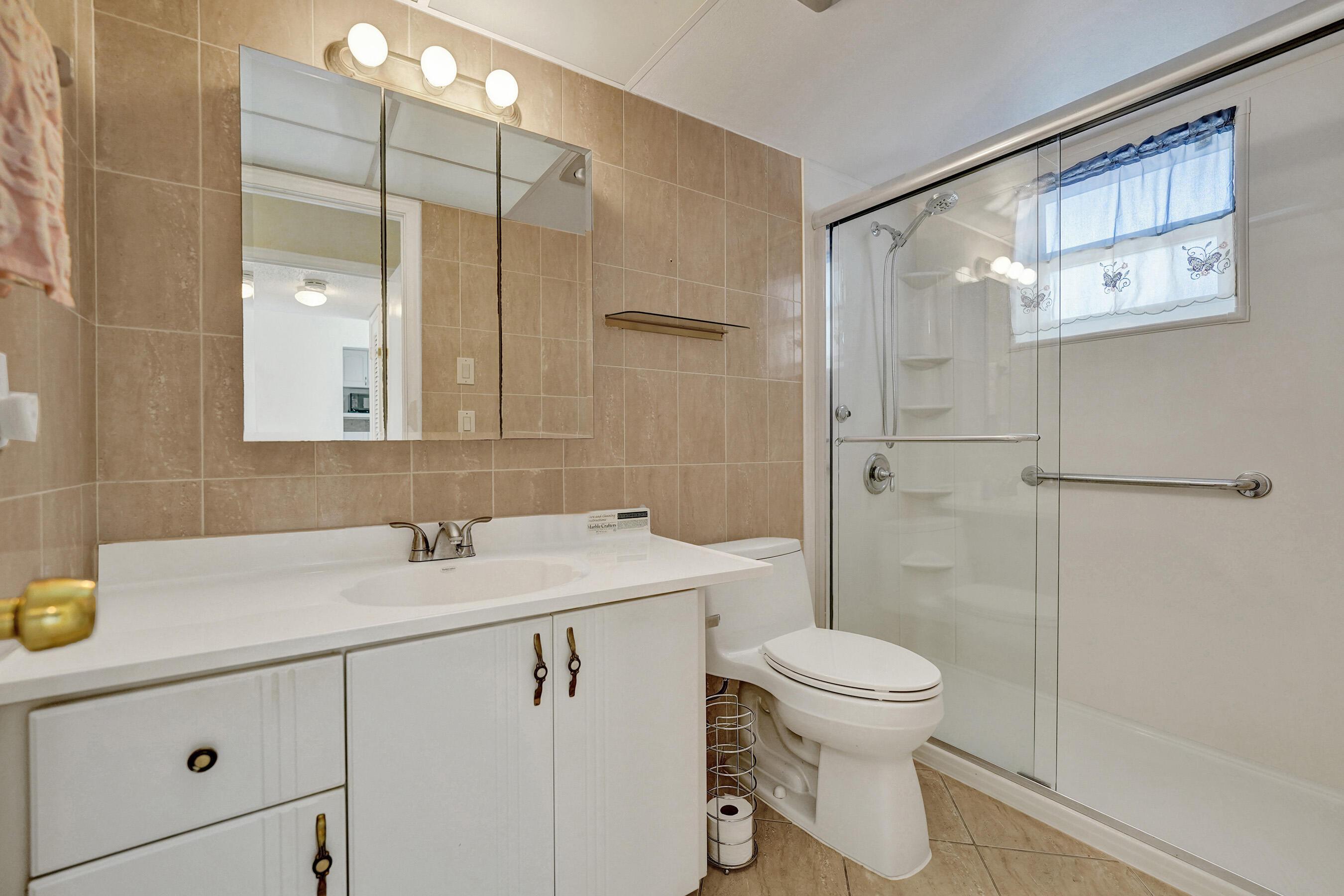 610 NE 12TH Avenue 306, Hallandale Beach, FL 33009, Hallandale Beach - Photo 3
