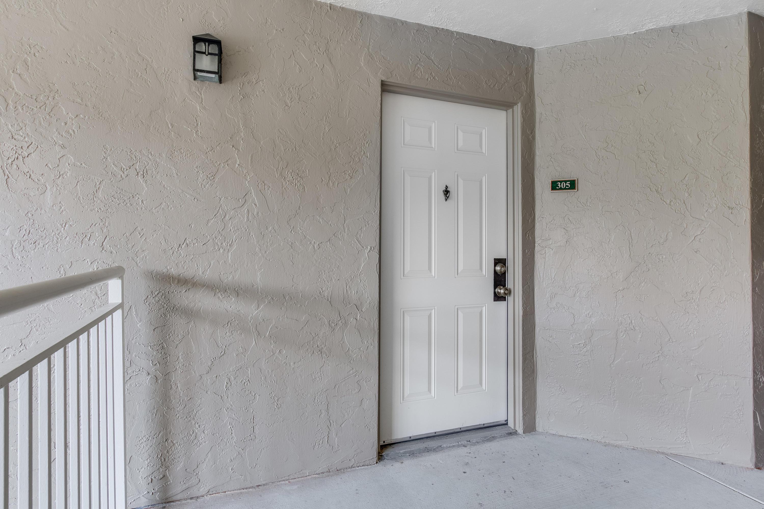 1740 PALM COVE Boulevard 4-305, Delray Beach, FL 33445, Delray Beach - Photo 4