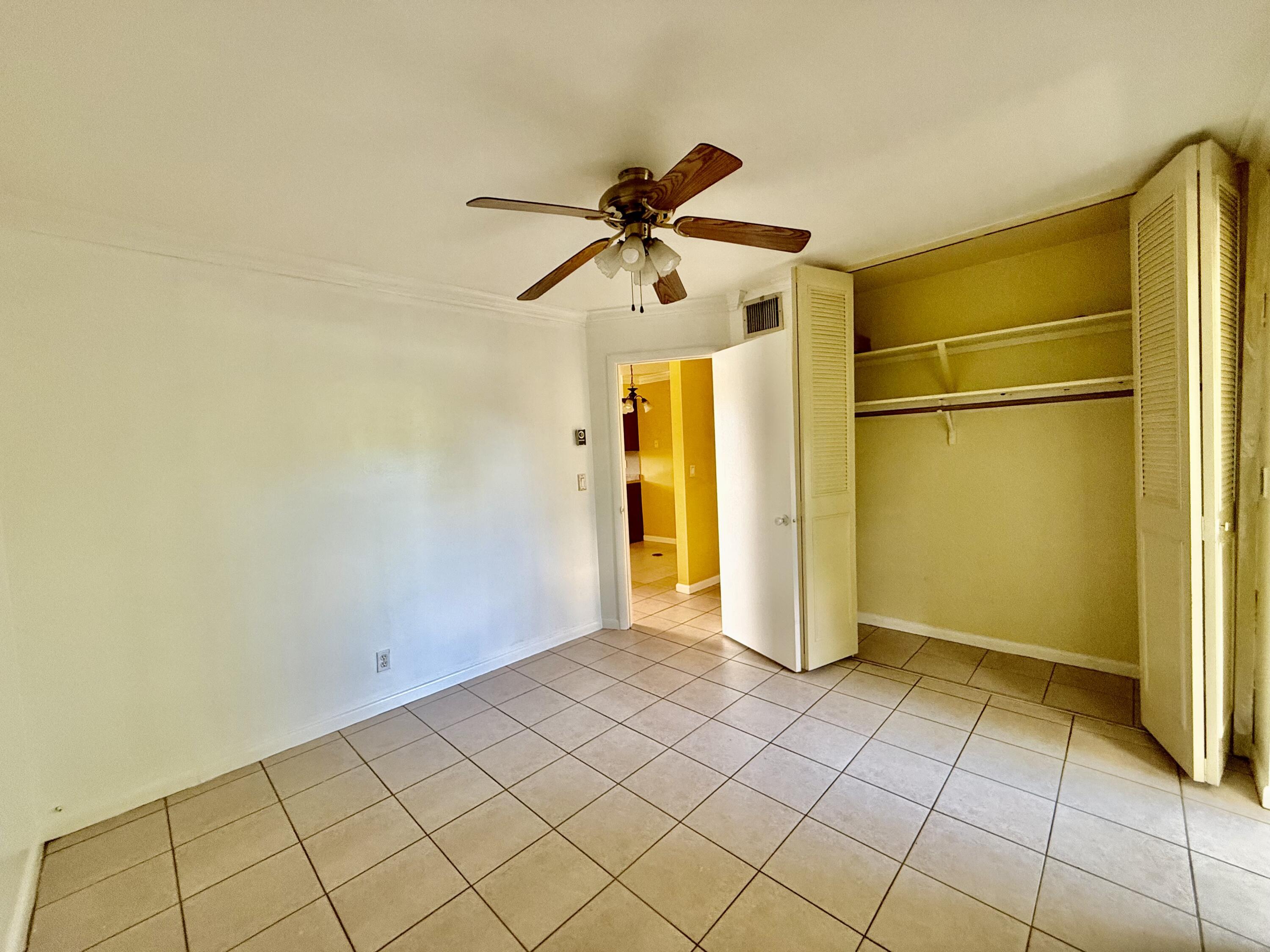 1607 HOLLY Street 6, Lantana, FL 33462, Lantana - Photo 5