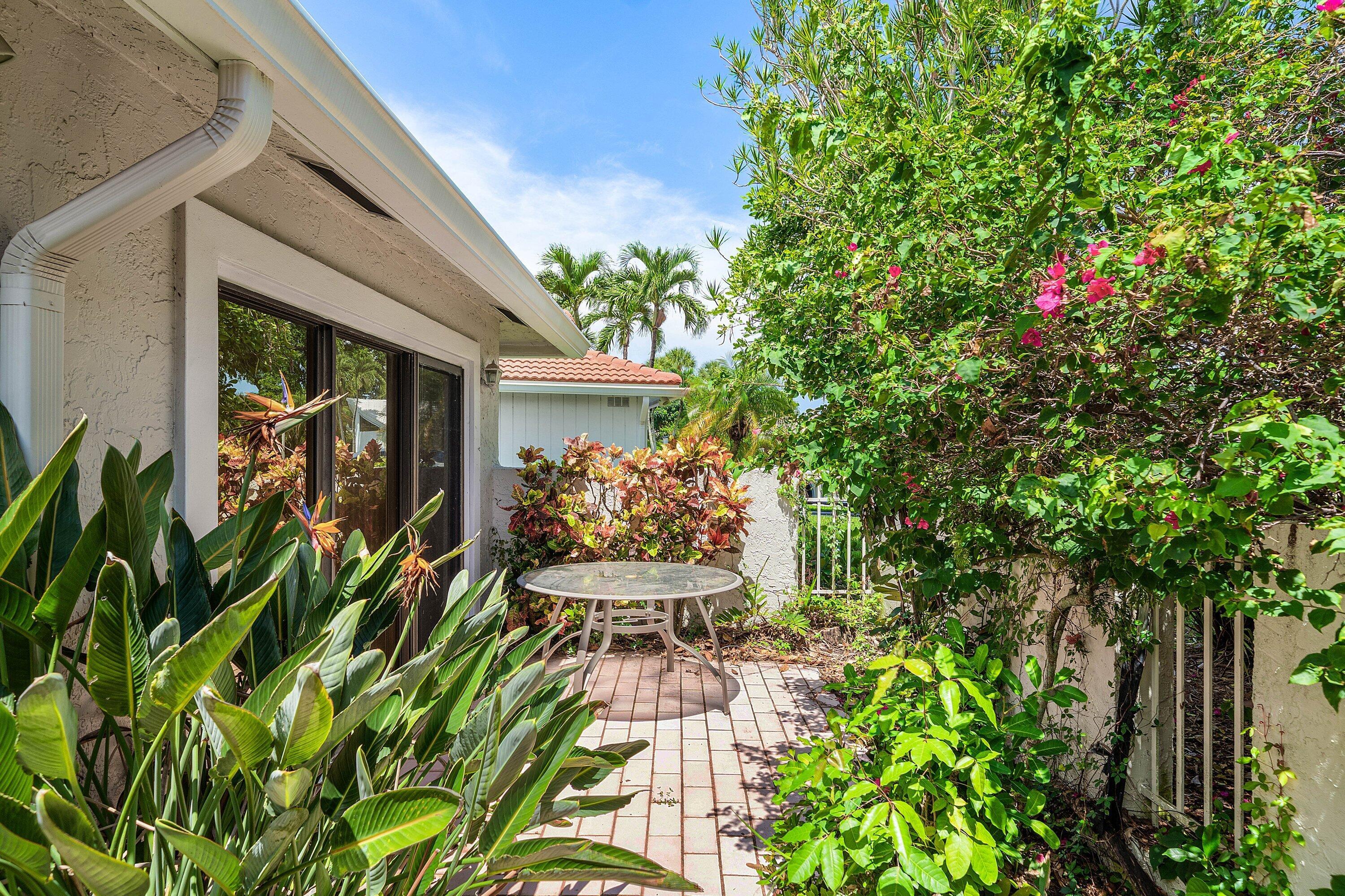 23 Estate Drive, Boynton Beach, FL 33436, Boynton Beach - Photo 3