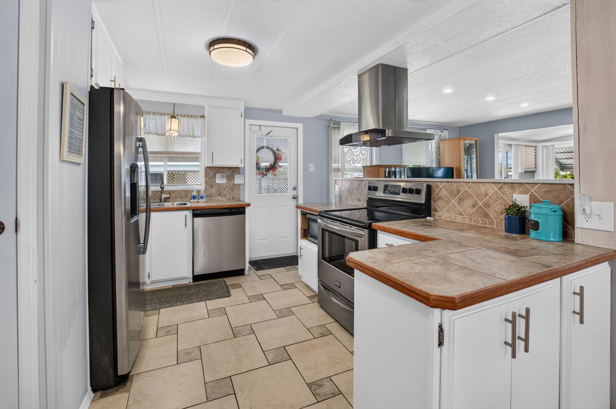 14011 KINGSTON BAY, Boynton Beach, FL 33436, Boynton Beach - Photo 4
