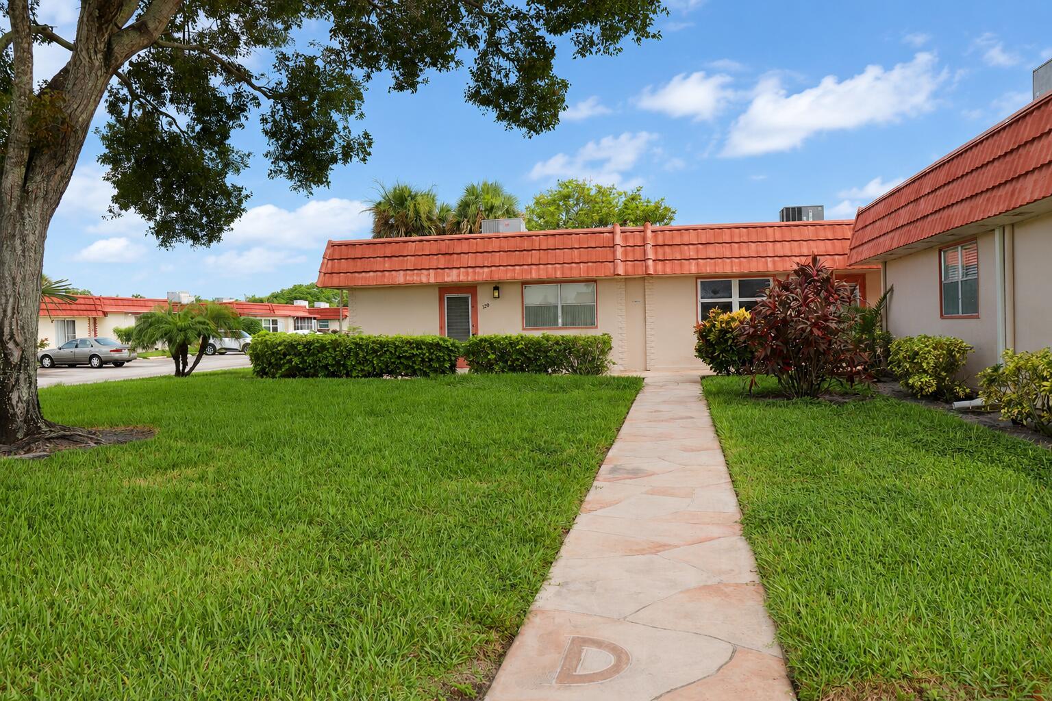 120 Seville D, Delray Beach, FL 33446, Delray Beach