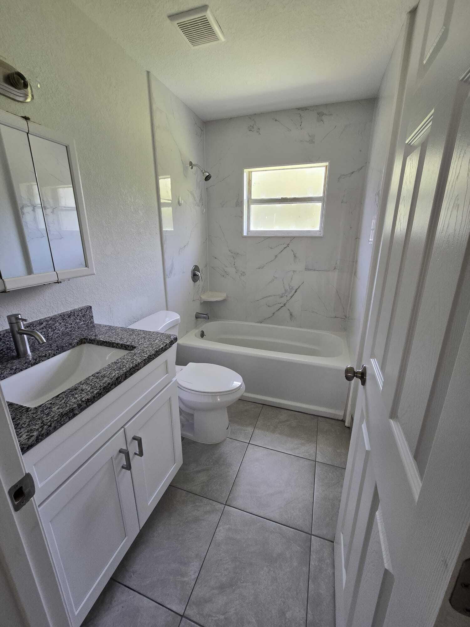 4003 AVENUE I A, Fort Pierce, FL 34947, Fort Pierce - Photo 4