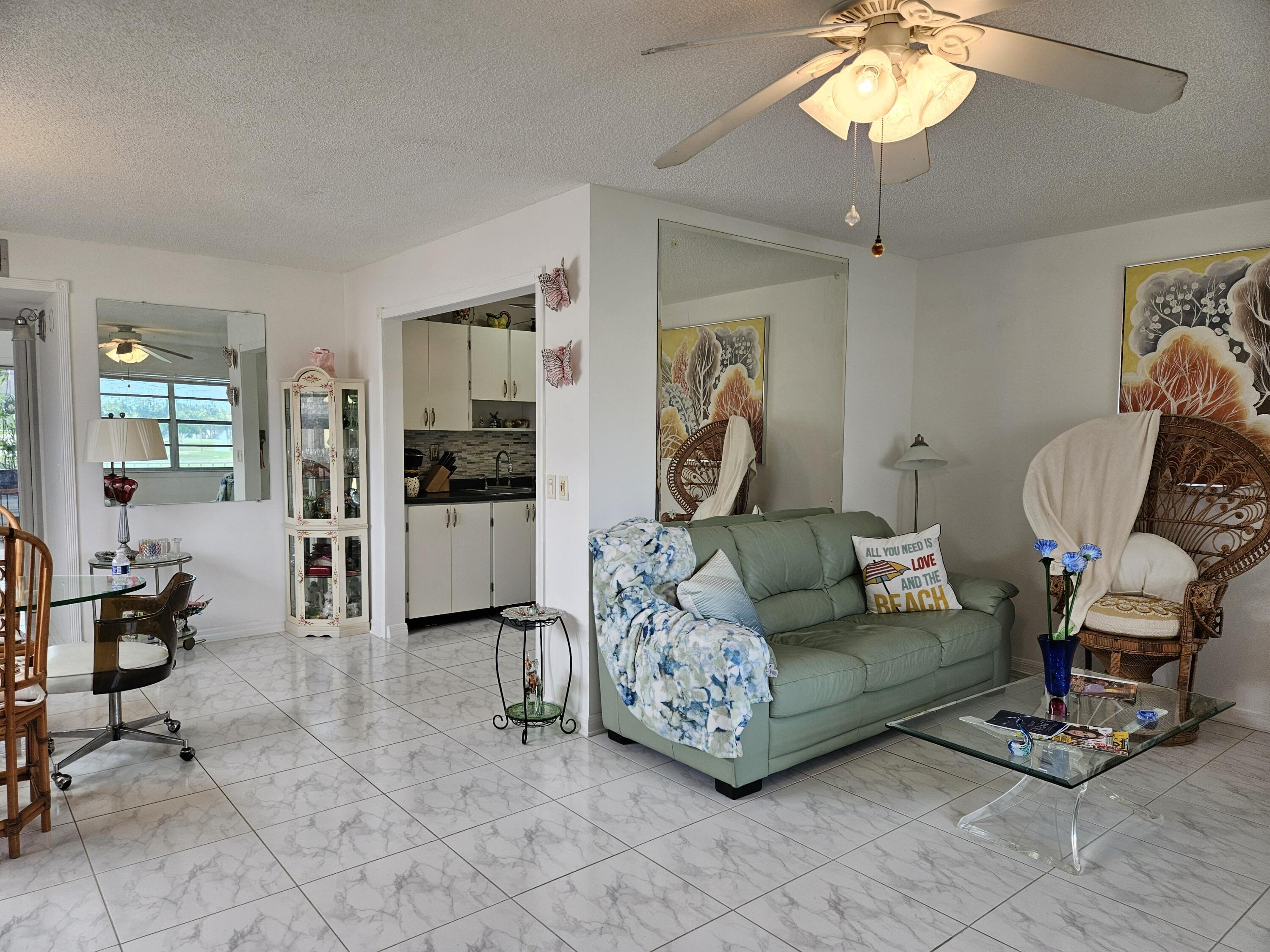 224 Burgundy E, Delray Beach, FL 33484, Delray Beach - Photo 2