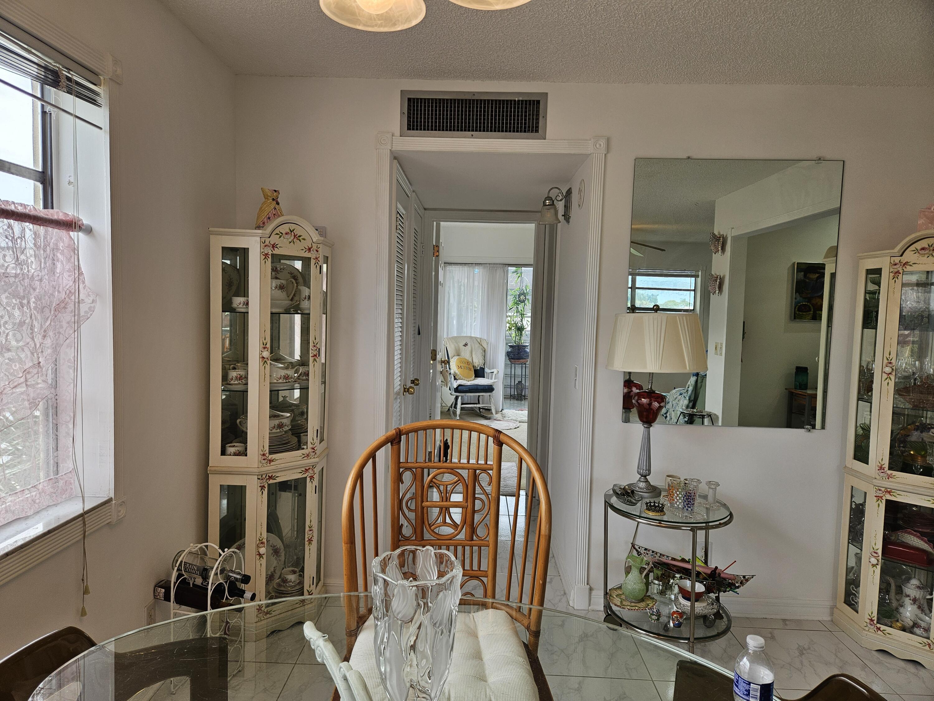 224 Burgundy E, Delray Beach, FL 33484, Delray Beach - Photo 5