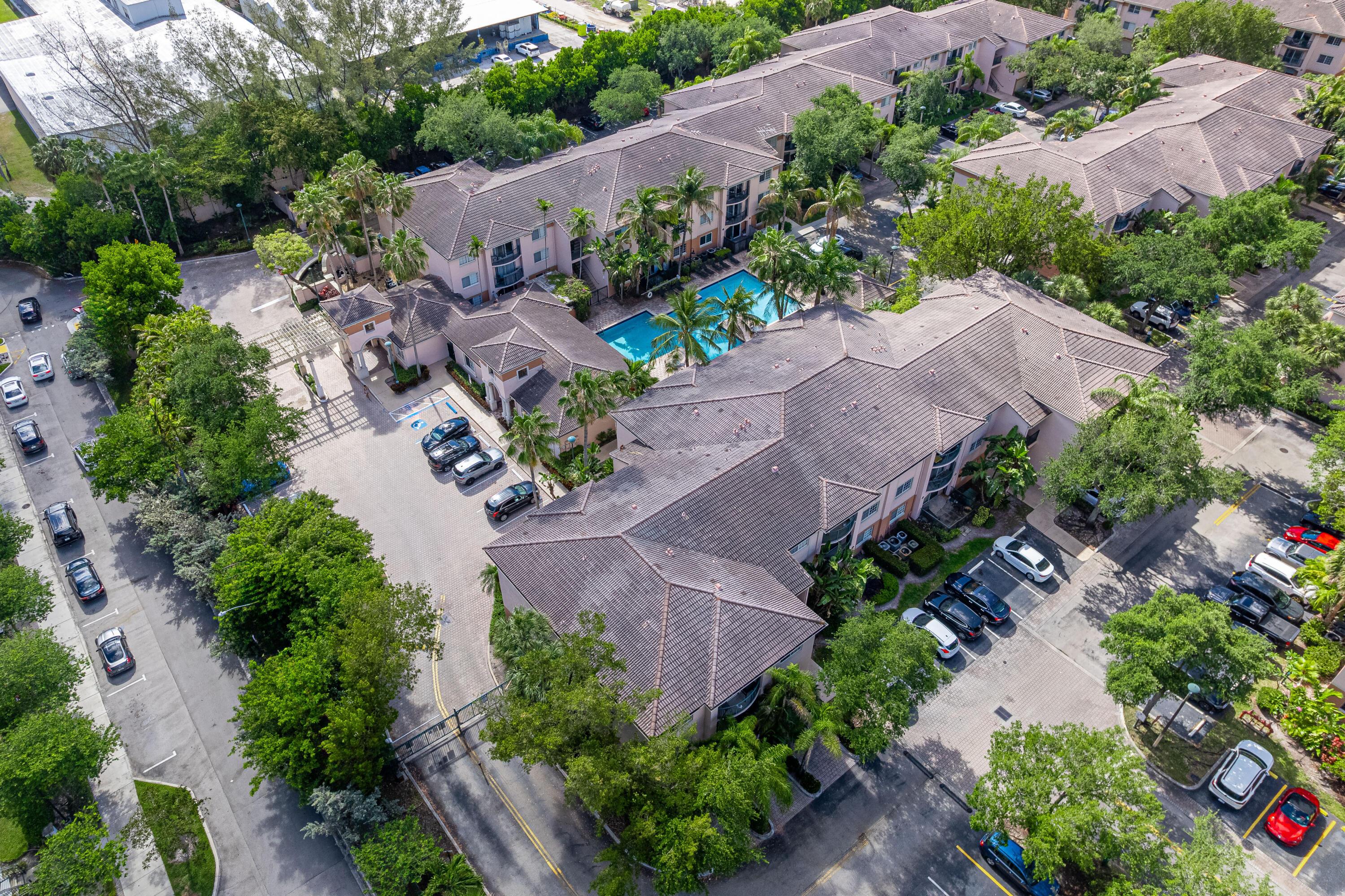 2009 SE 10TH Avenue 309, Fort Lauderdale, FL 33316, Fort Lauderdale - Photo 2