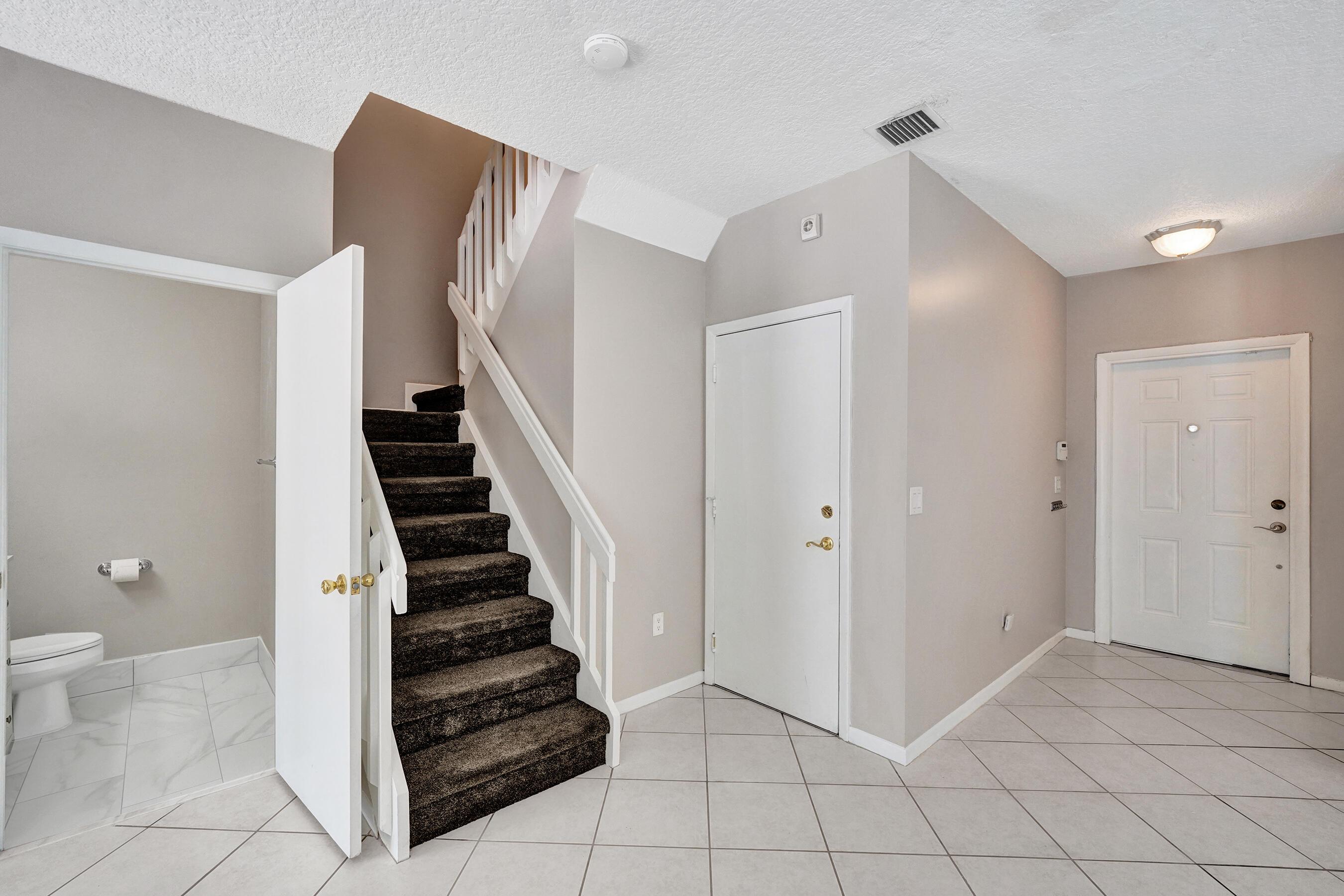 1365 NW 154th Lane, Pembroke Pines, FL 33028, Pembroke Pines - Photo 5