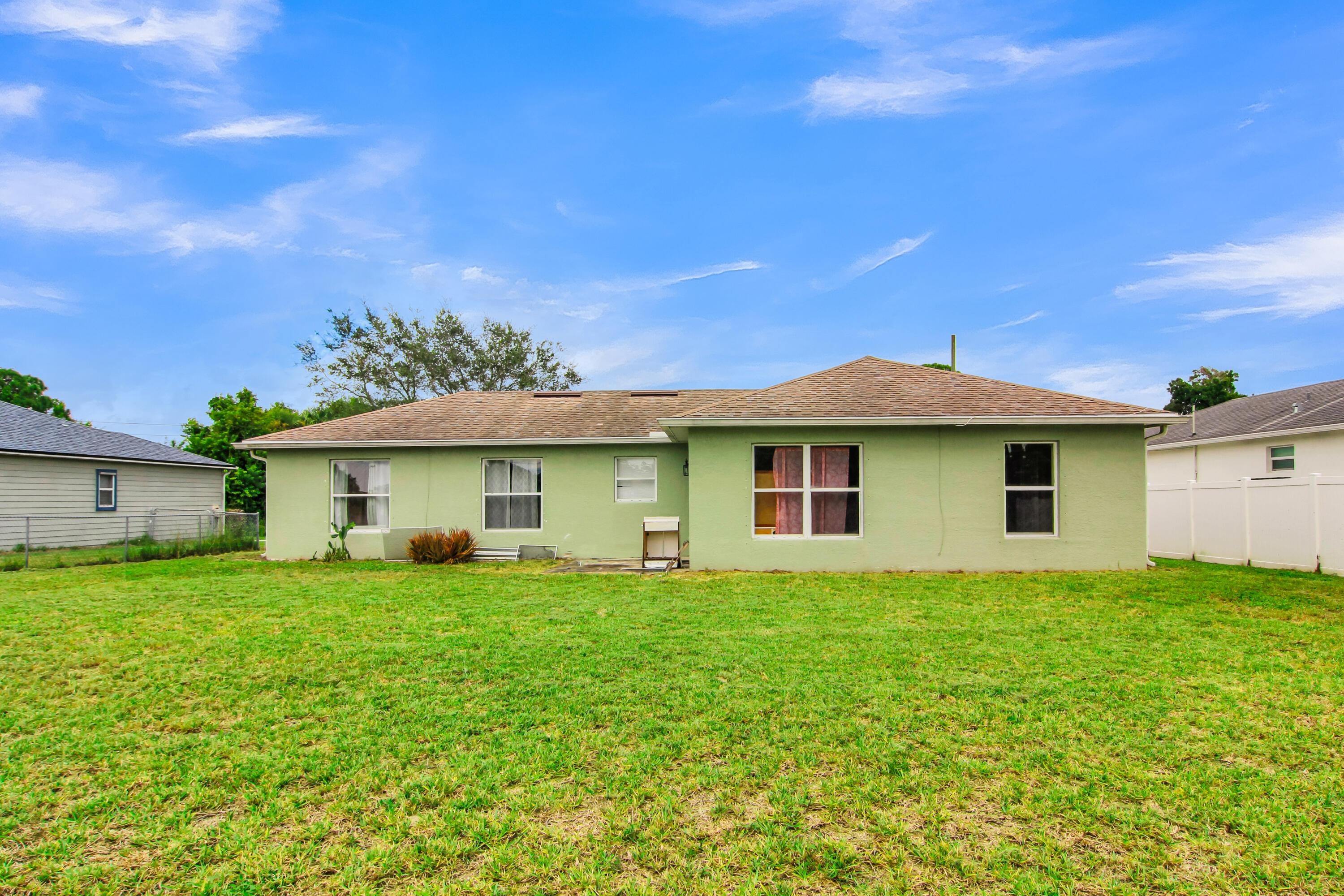 1002 SW ROMAINE Lane, Port St. Lucie, FL 34953, Port St. Lucie - Photo 3