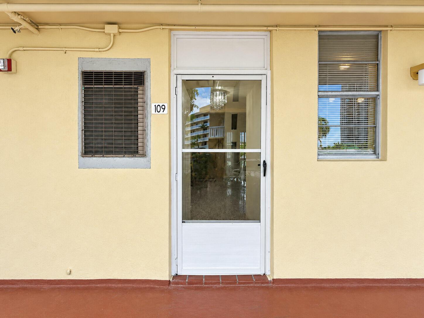 2999 POINT EAST Drive C109, Aventura, FL 33160, Aventura - Photo 2
