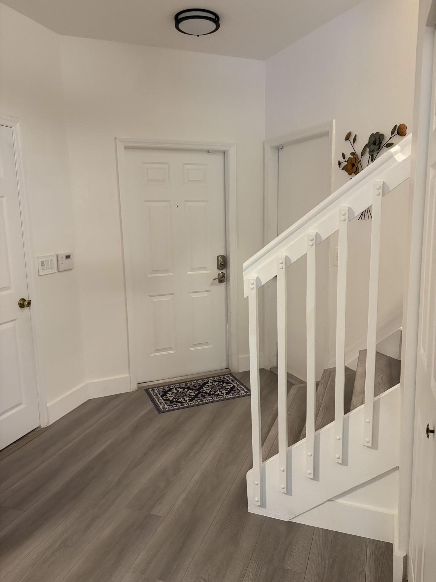 1107 NW 100th Avenue, Pembroke Pines, FL 33024, Pembroke Pines - Photo 3