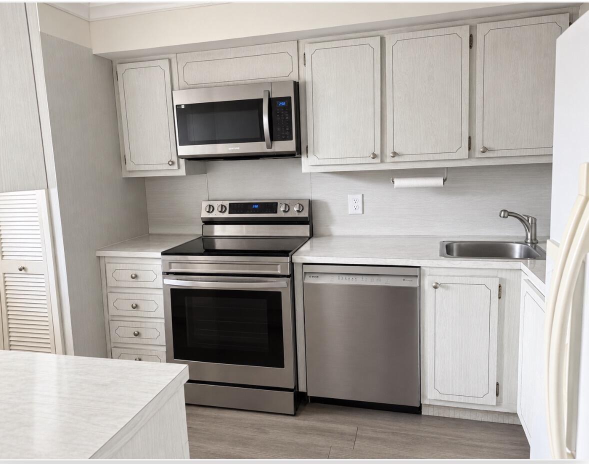 1537 E HILLSBORO Boulevard 238, Deerfield Beach, FL 33441, Deerfield Beach - Photo 2