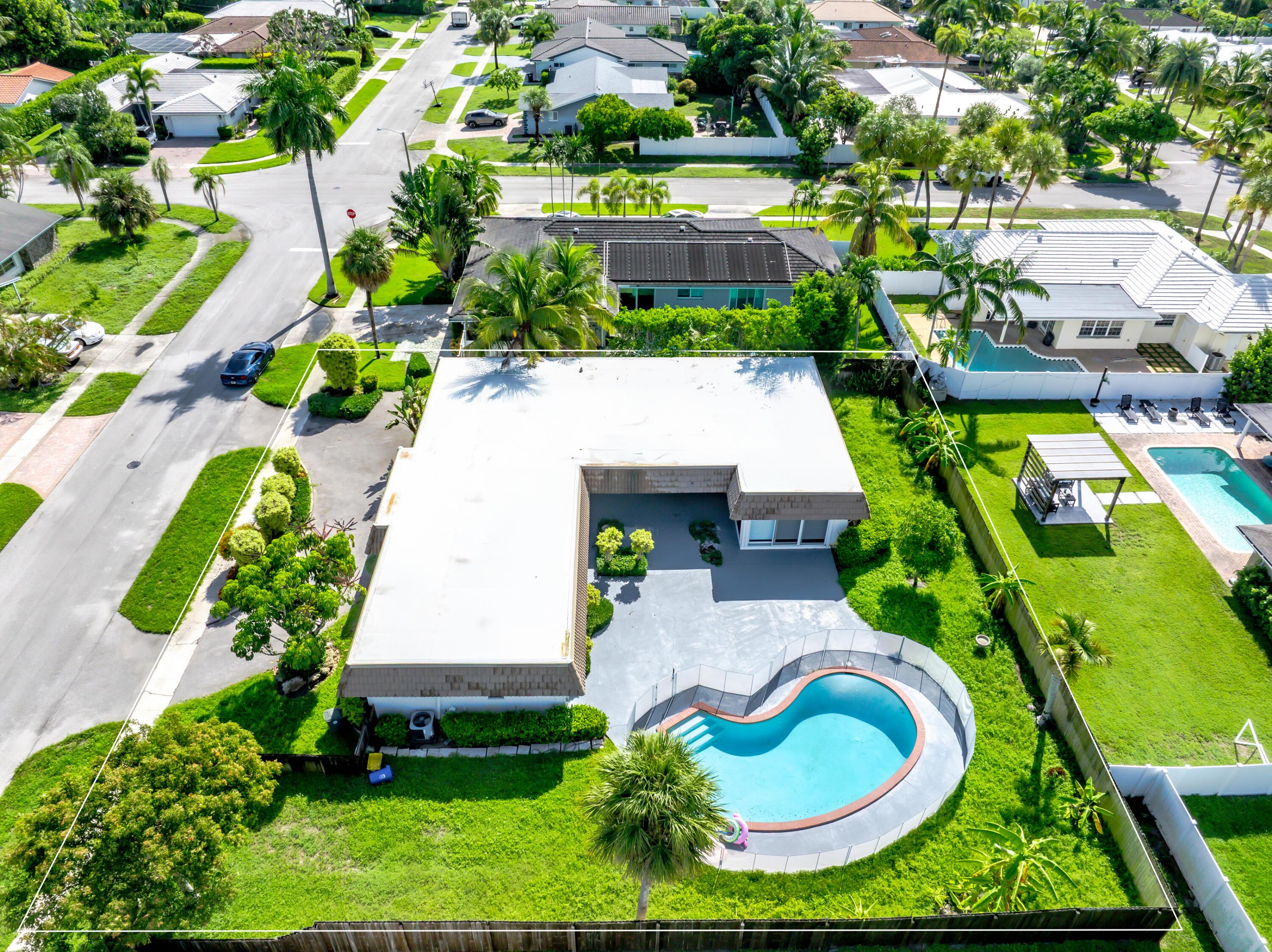 1424 SW 13th Drive 1424, Boca Raton, FL 33486, Boca Raton - Photo 2