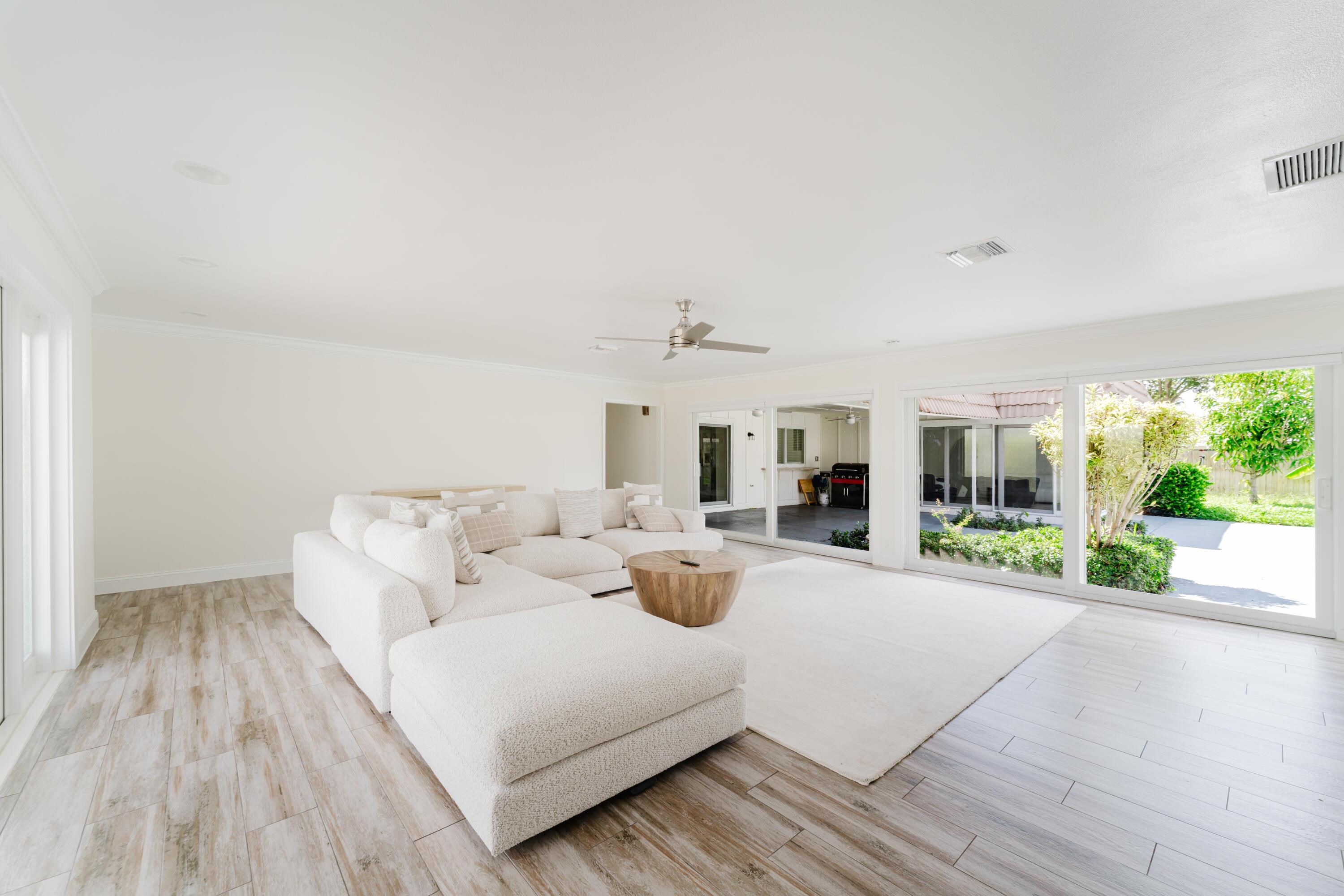 1424 SW 13th Drive 1424, Boca Raton, FL 33486, Boca Raton - Photo 4