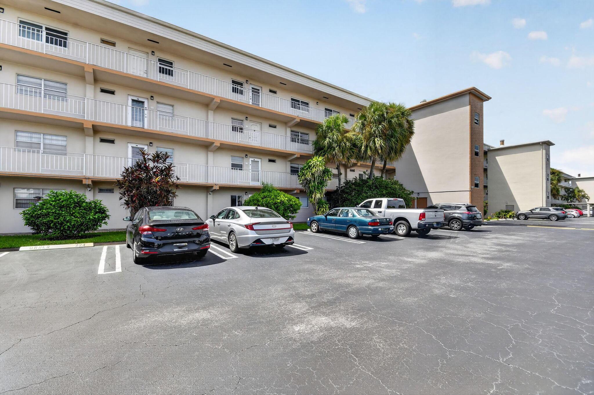 230 NE 26th Avenue 412, Boynton Beach, FL 33435, Boynton Beach - Photo 4