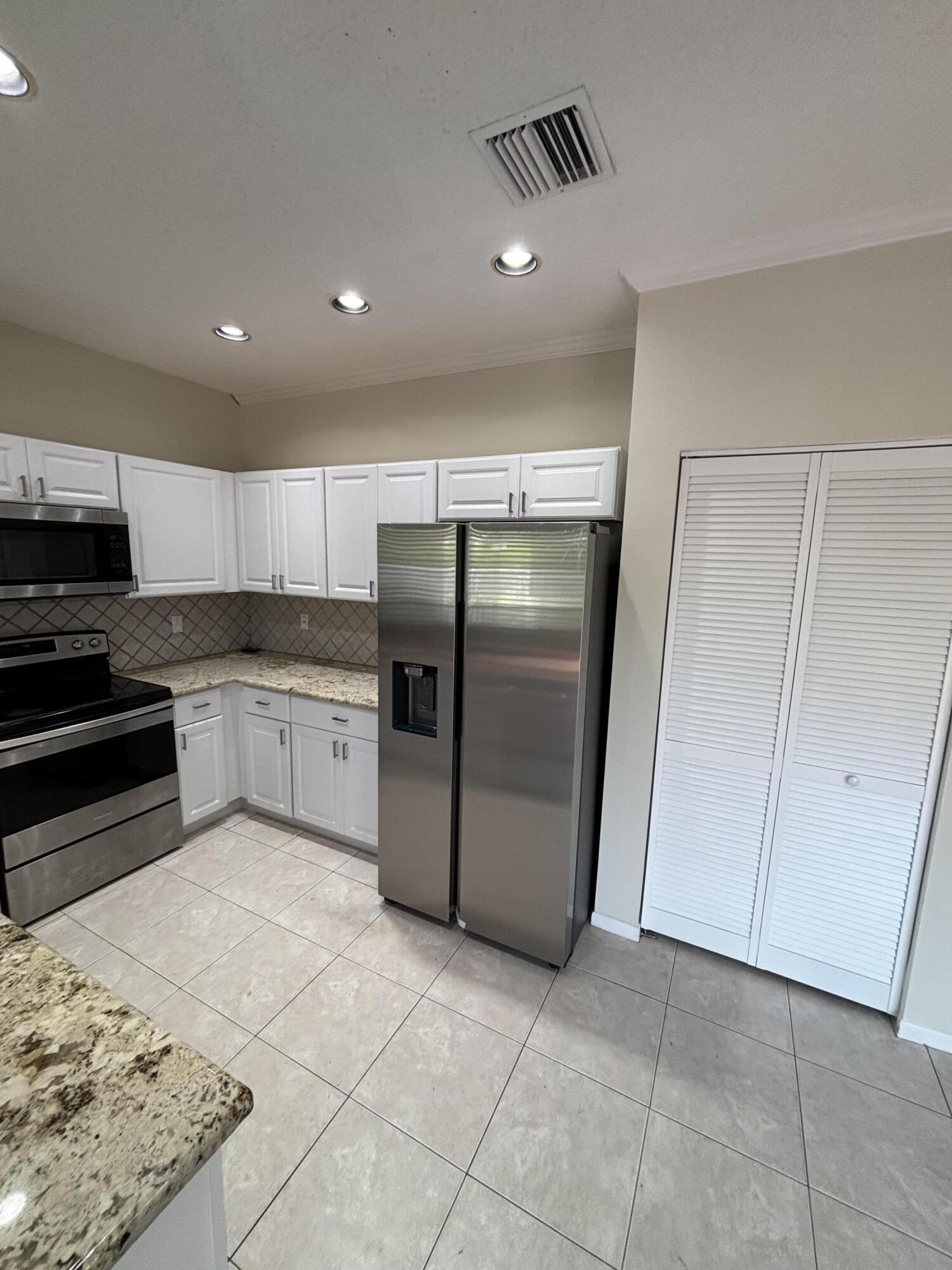 10837 Palm Spring Drive, Boca Raton, FL 33428, Boca Raton - Photo 4