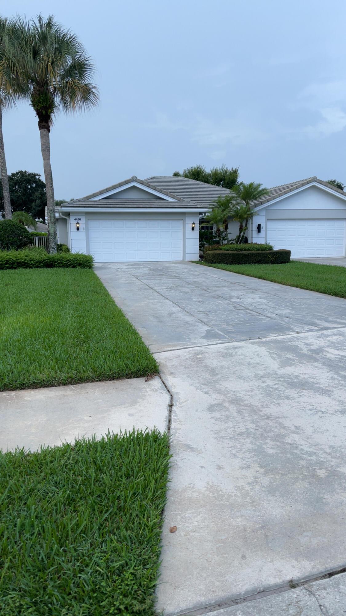 4426 LACEY OAK Drive, Palm Beach Gardens, FL 33410, Palm Beach Gardens - Photo 2