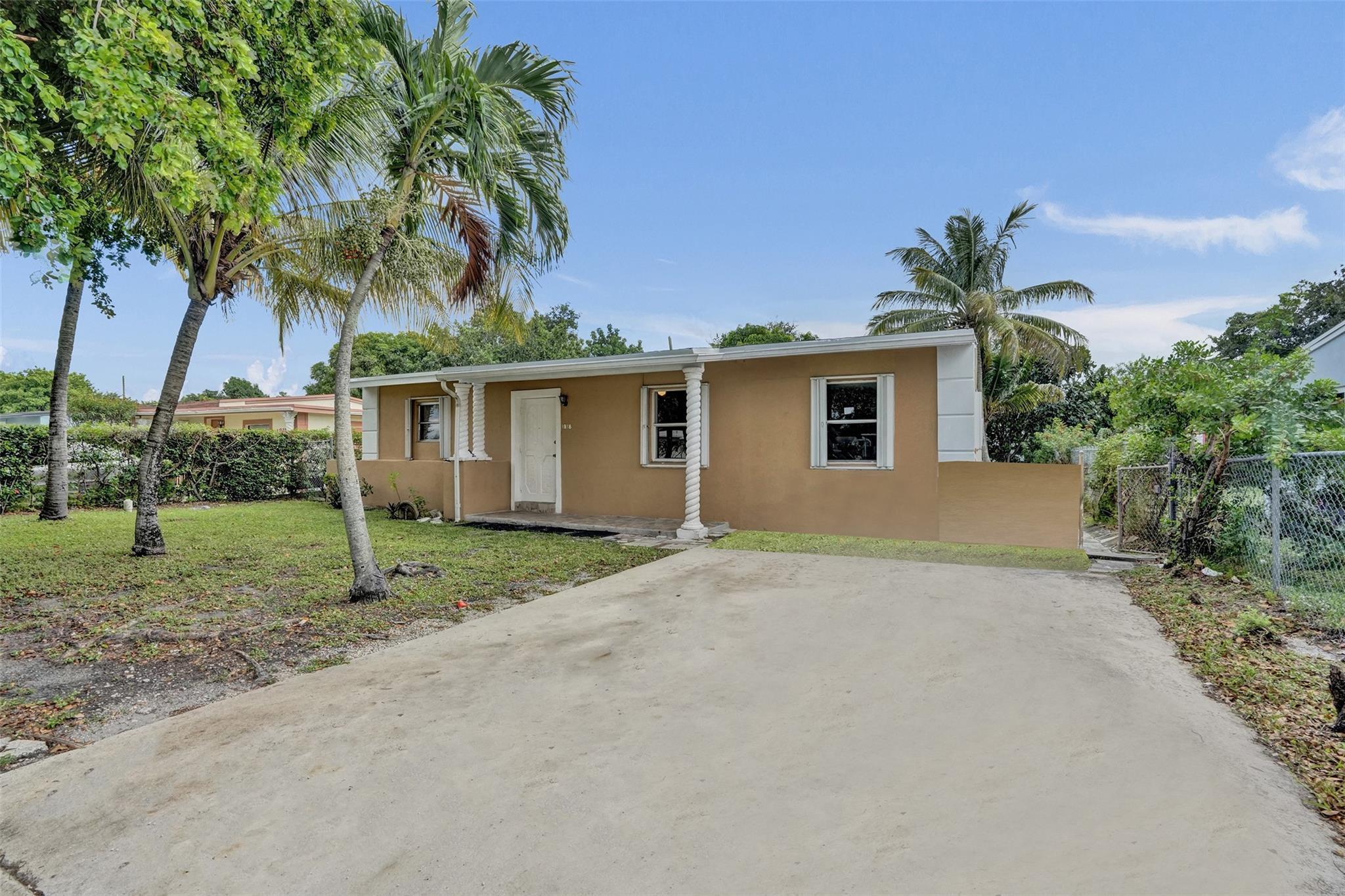 1318 NW 11TH Place, Fort Lauderdale, FL 33311, Fort Lauderdale