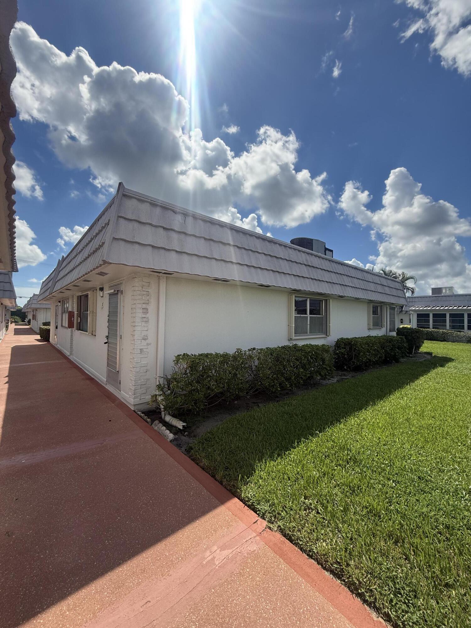 34 Valencia B, Delray Beach, FL 33446, Delray Beach
