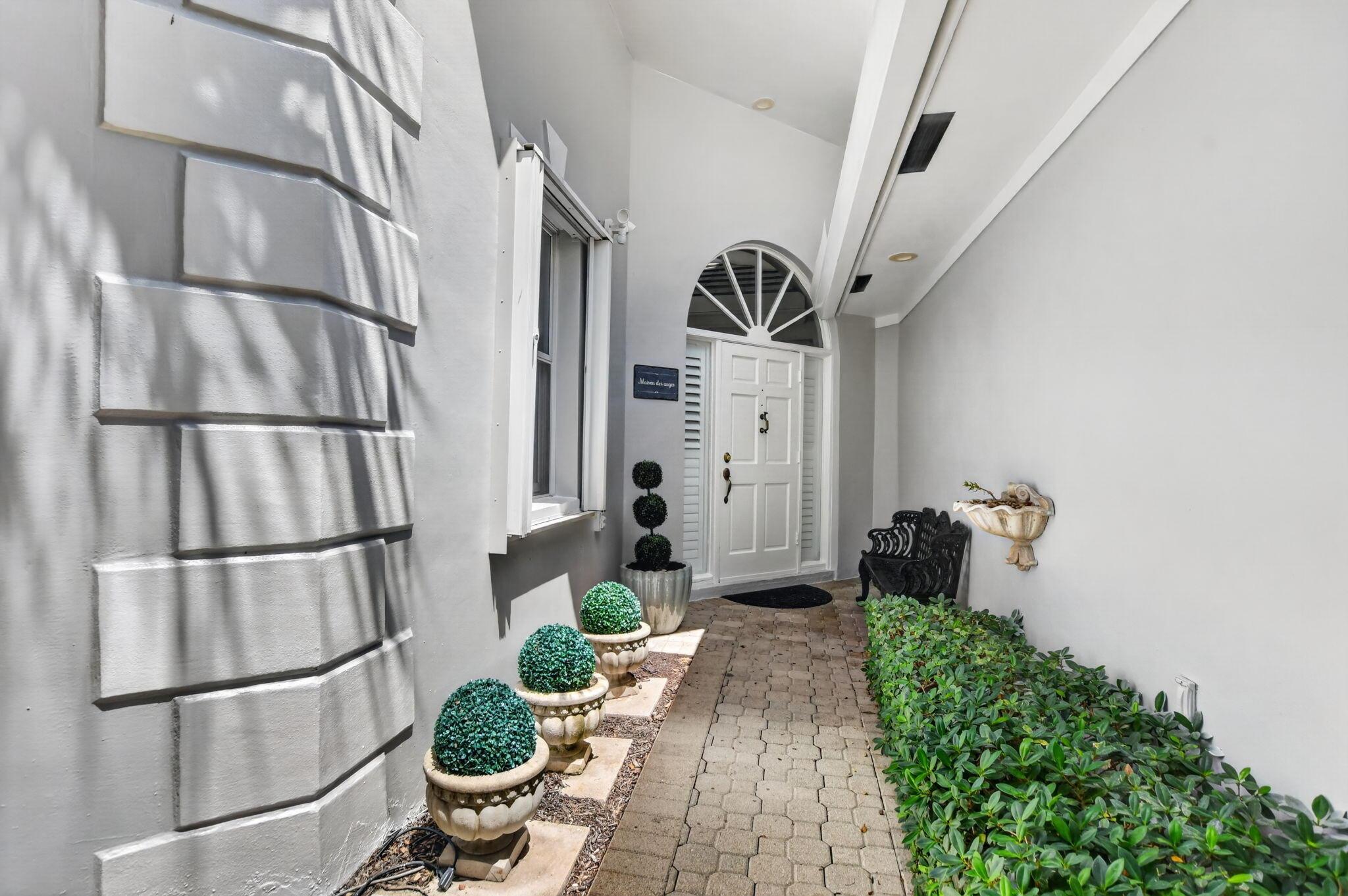 7777 TRAVLERS TREE Drive, Boca Raton, FL 33433, Boca Raton - Photo 2