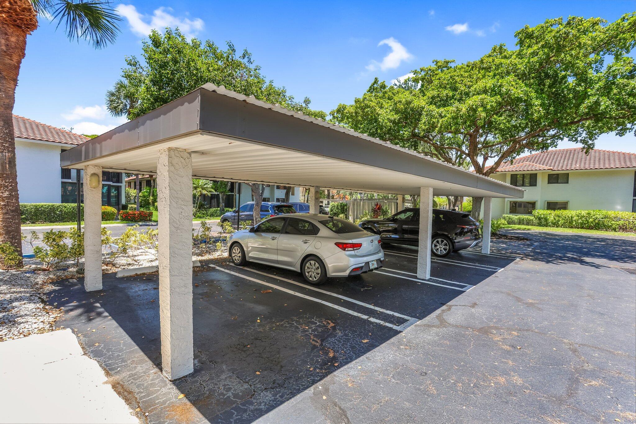 60 Pelican Pointe Drive 201, Delray Beach, FL 33483, Delray Beach - Photo 2