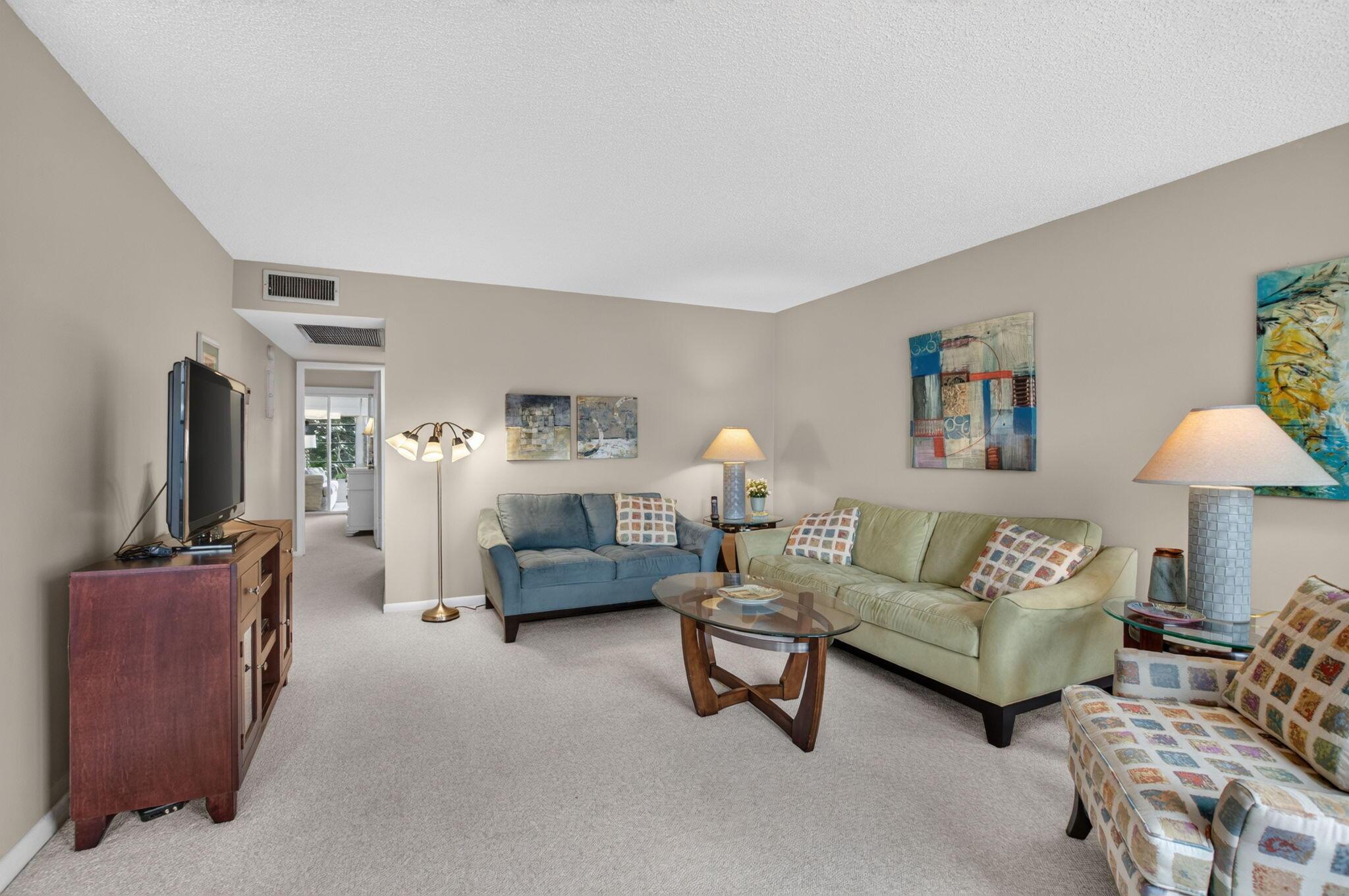 3018 Ainslie B, Boca Raton, FL 33434, Boca Raton - Photo 3