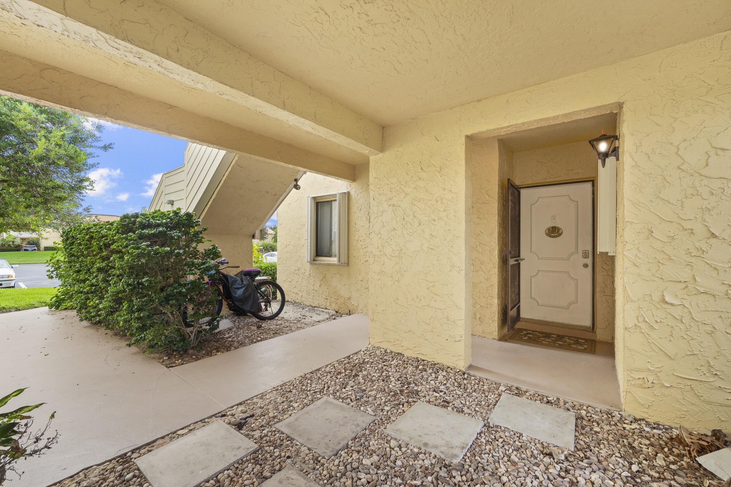 5373 SE MILES GRANT Road 103, Stuart, FL 34997, Stuart - Photo 2