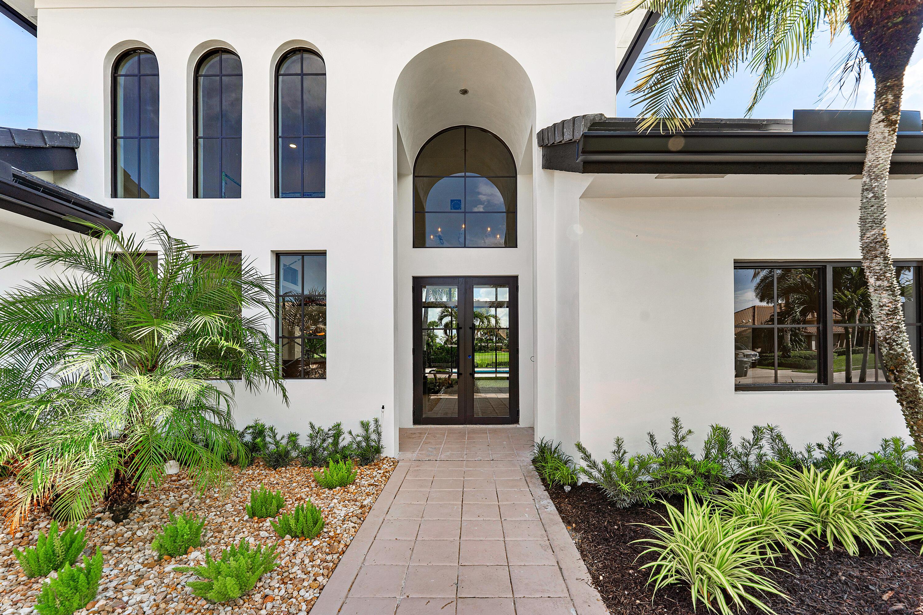 10386 Stonebridge Boulevard, Boca Raton, FL 33498, Boca Raton - Photo 2