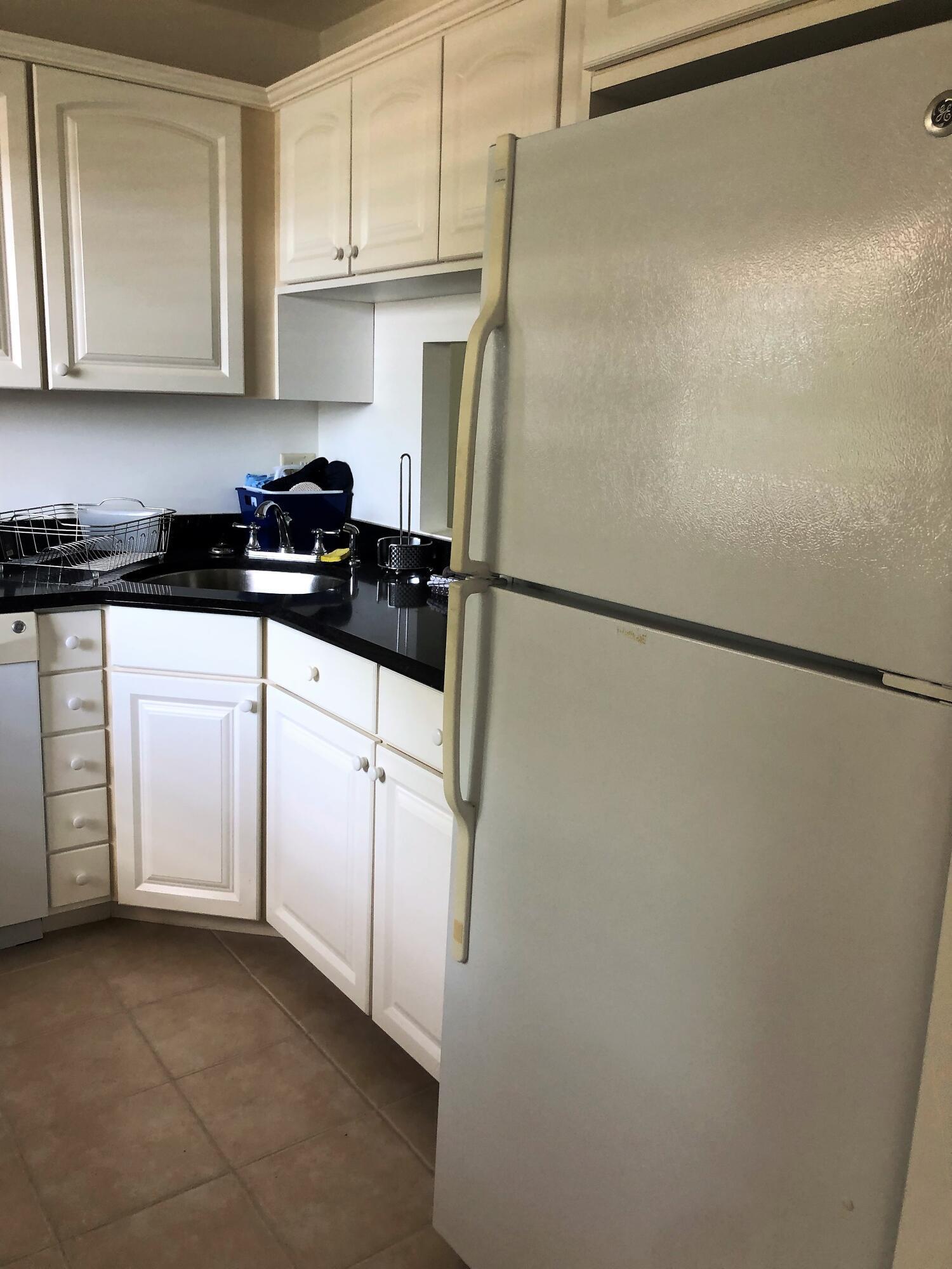 12011 Poinciana Boulevard S 202, Royal Palm Beach, FL 33411, Royal Palm Beach - Photo 4