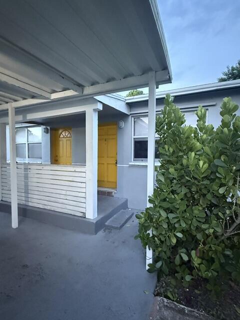 703 N 5TH Street 1, Lantana, FL 33462, Lantana - Photo 2