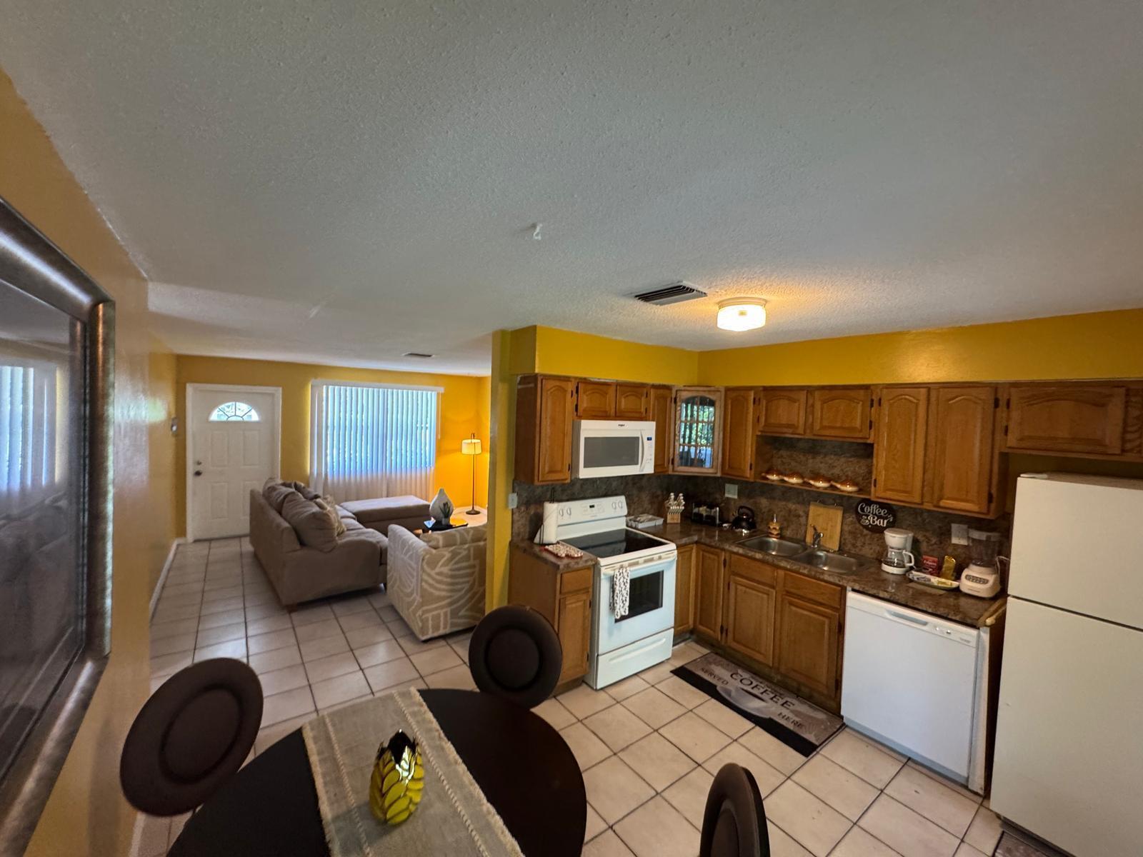5441 NW 17TH Court, Lauderhill, FL 33313, Lauderhill - Photo 4