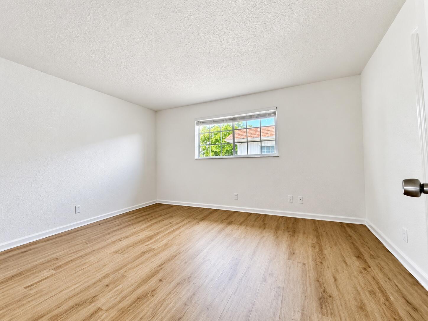 1651 NE 33rd Street Apt 1, Pompano Beach, FL 33064, Pompano Beach - Photo 5