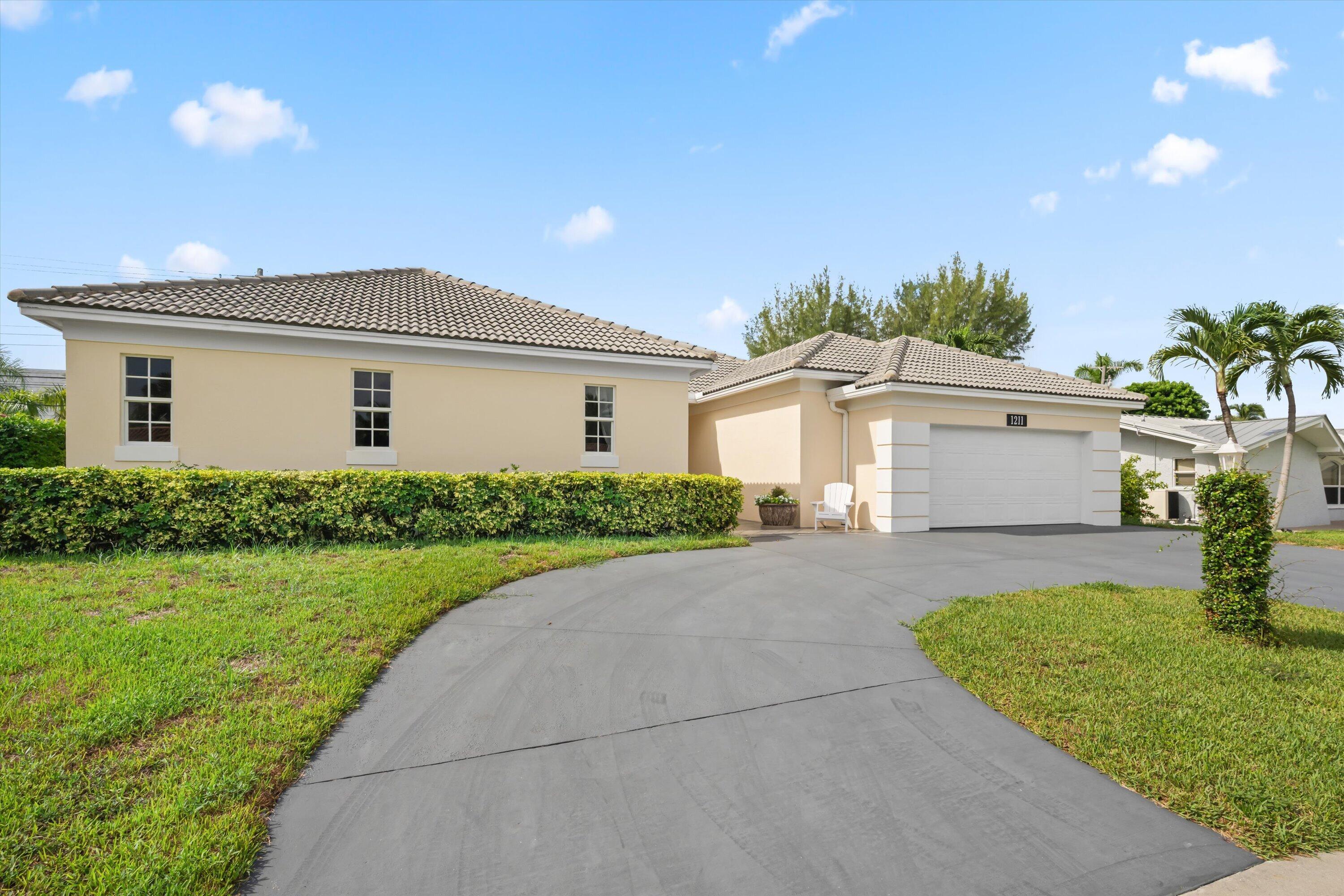 1211 SINGER Drive, Singer Island, FL 33404, Singer Island - Photo 2