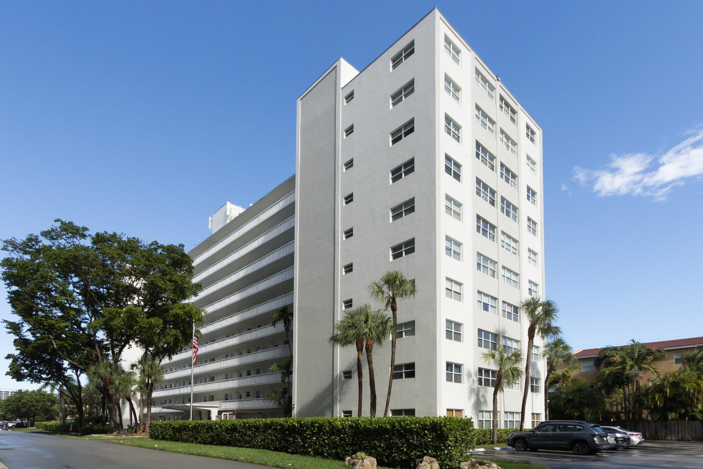 2555 NE 11TH Street 906, Fort Lauderdale, FL 33304, Fort Lauderdale