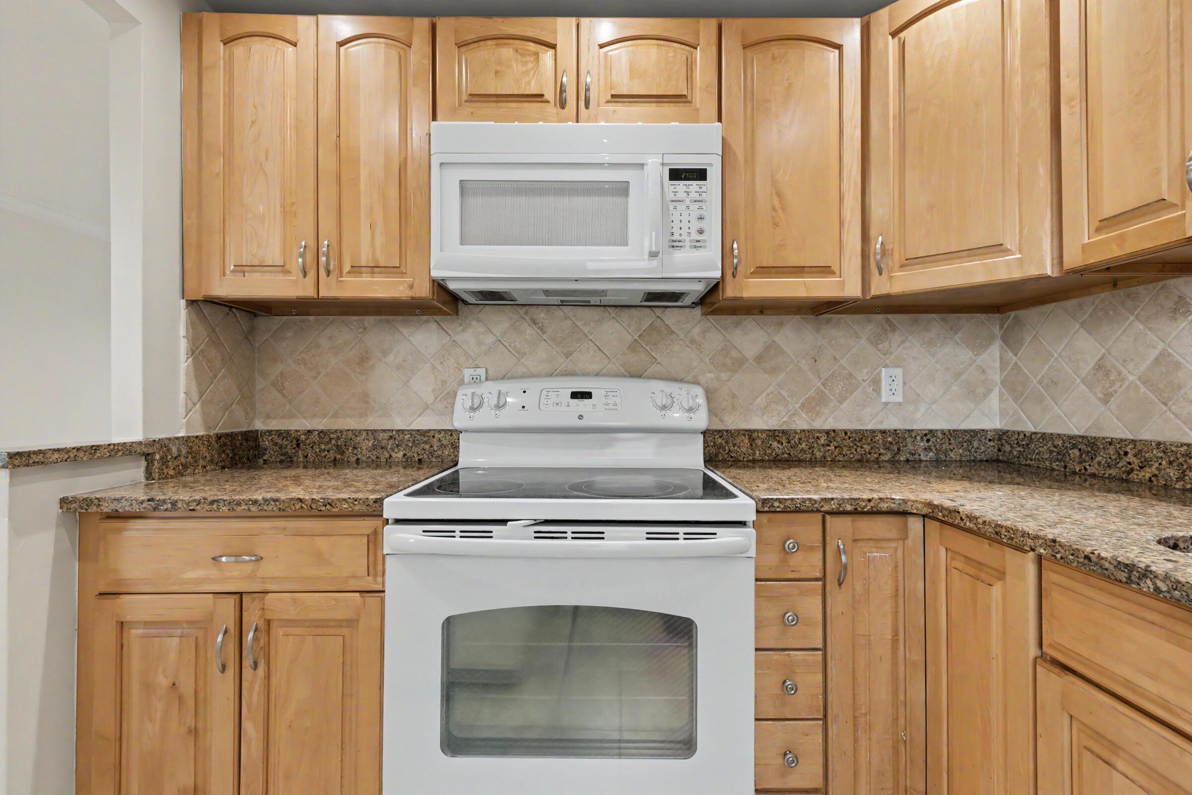 2555 NE 11TH Street 906, Fort Lauderdale, FL 33304, Fort Lauderdale - Photo 4