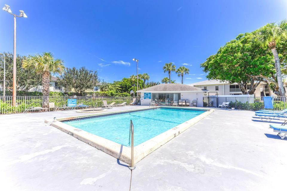 230 SE 10TH Street 307B, Delray Beach, FL 33483, Delray Beach - Photo 5