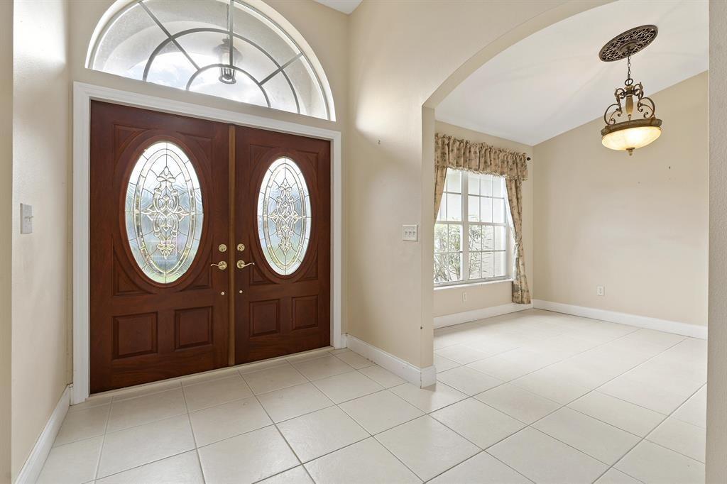 2955 SW West Calabria Circle, Port St. Lucie, FL 34953, Port St. Lucie - Photo 2
