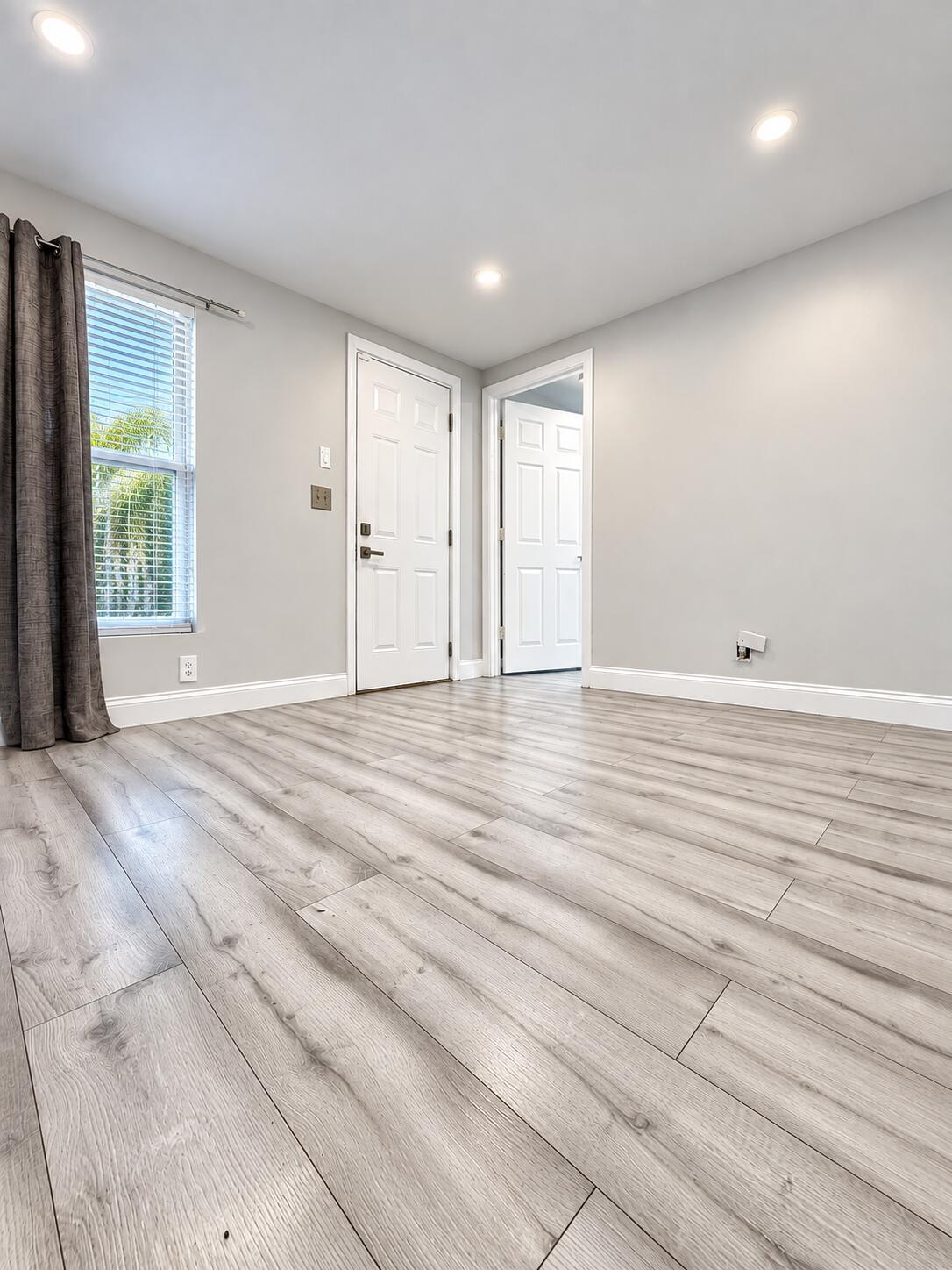 1028 18TH Street 0, West Palm Beach, FL 33407, West Palm Beach - Photo 2