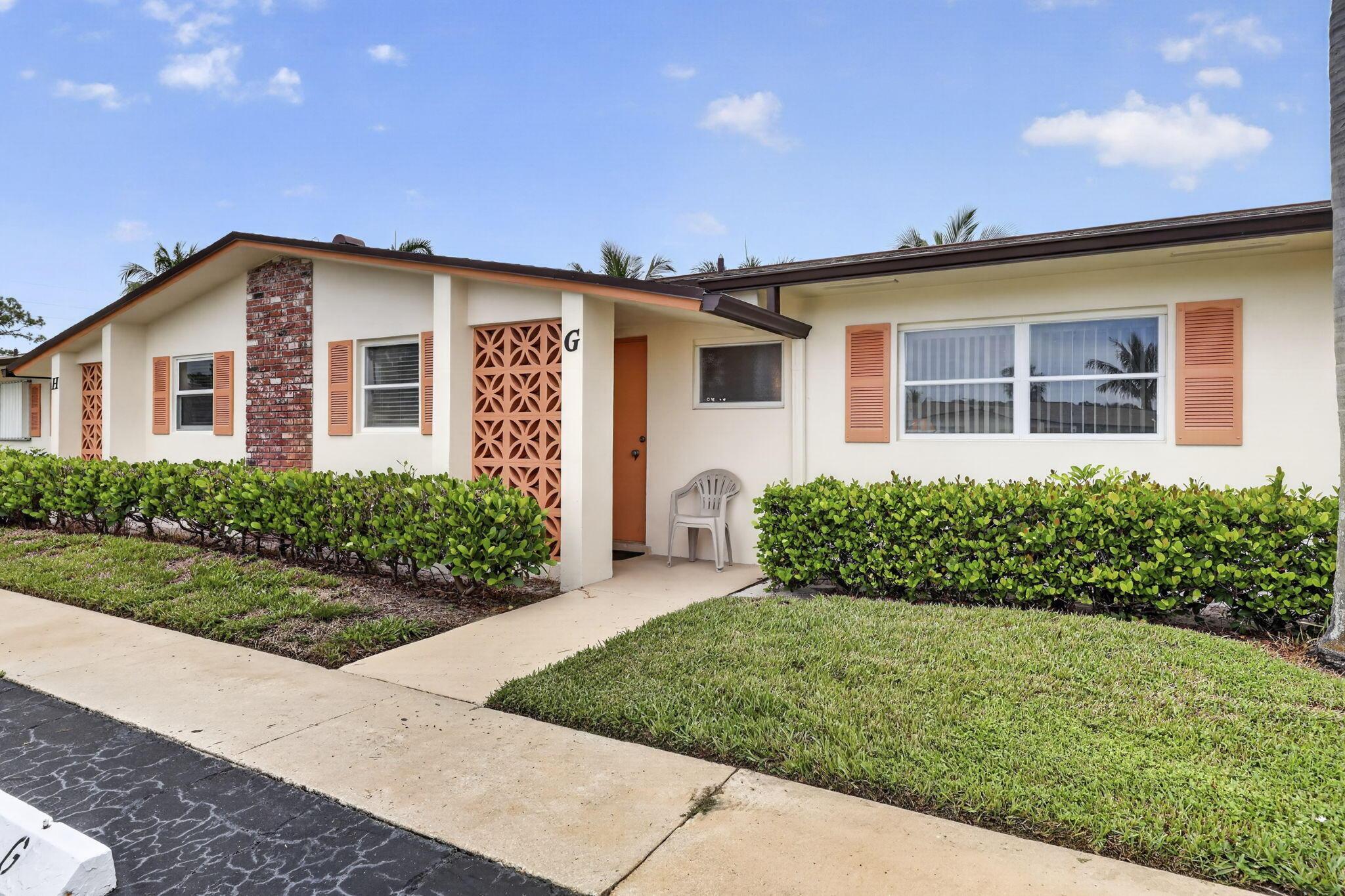 2990 Crosley Drive E G, West Palm Beach, FL 33415, West Palm Beach - Photo 2